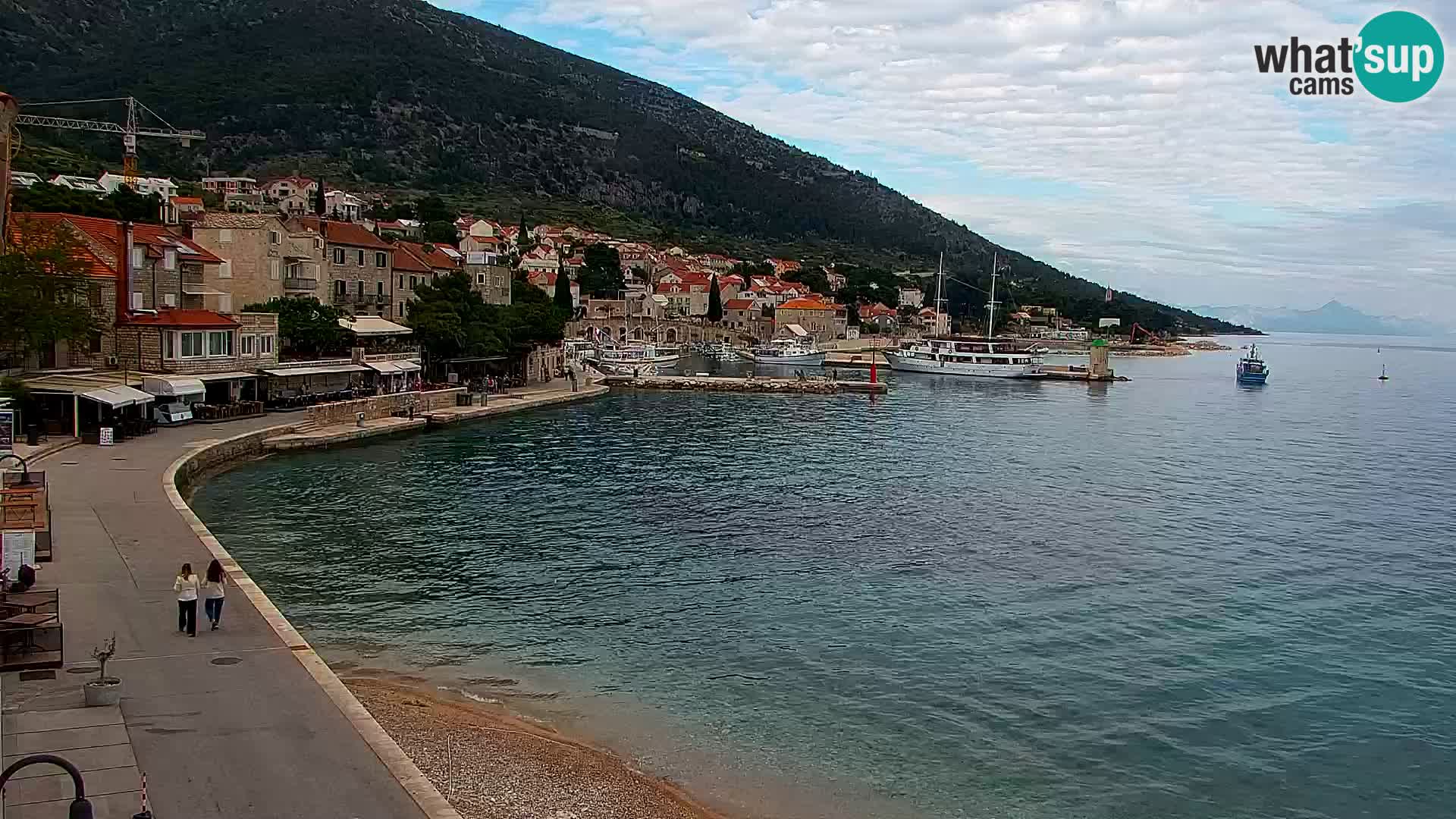Webcam Bol Town Center & Marina – Live View from Bol, Brač