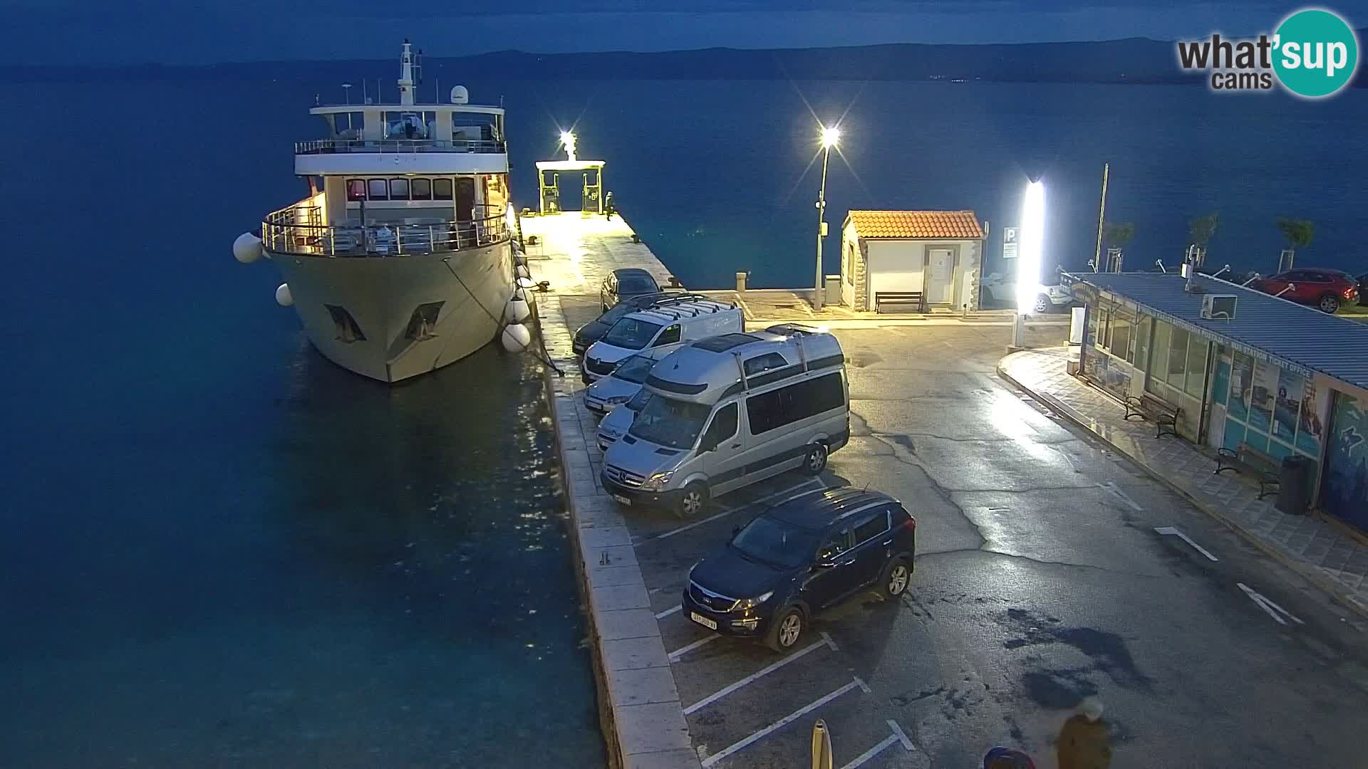 Webcam Bol Town Center & Marina – Live View from Bol, Brač