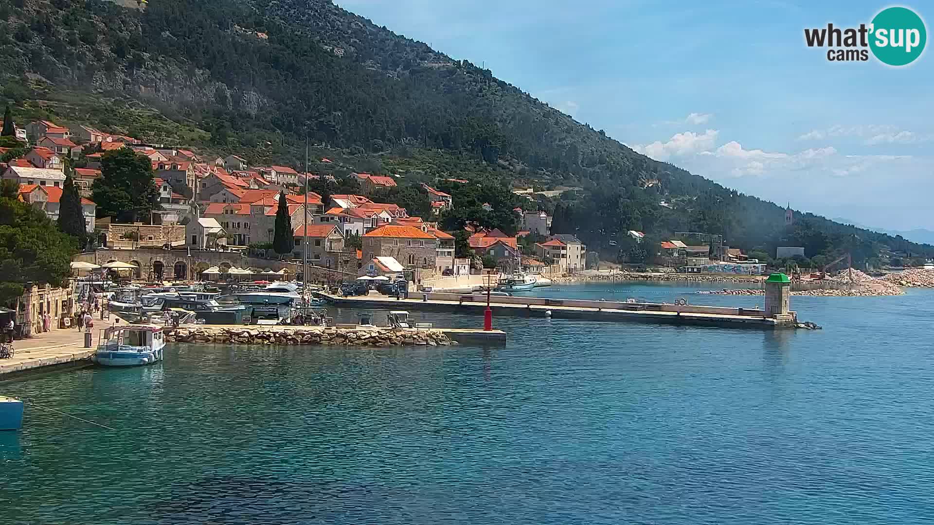 Webcam Bol Hafen & Ortszentrum – Liveblick aus Bol auf der Insel Brač