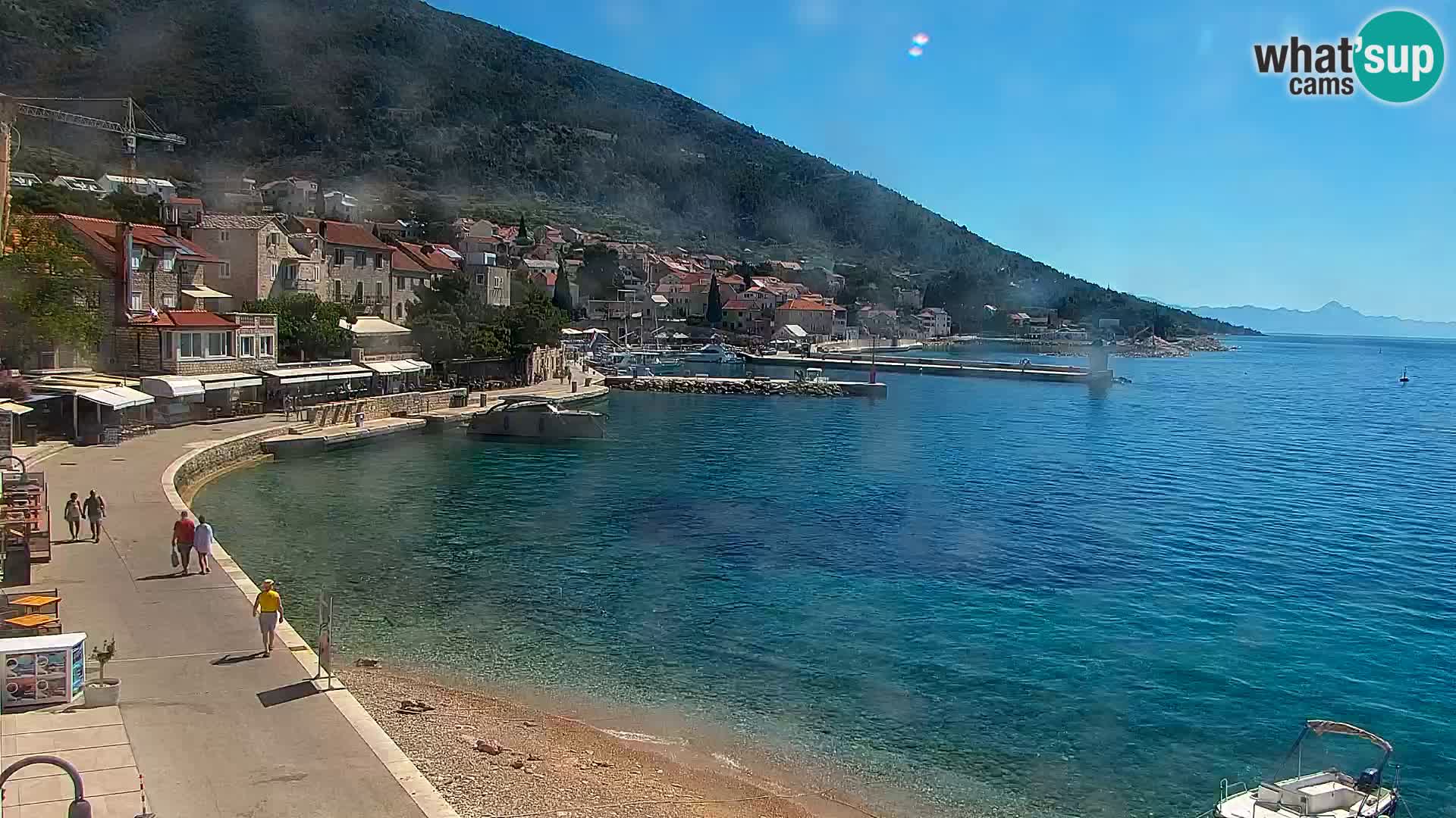 Webcam Bol Centro e Marina – Vista live dal porto di Bol