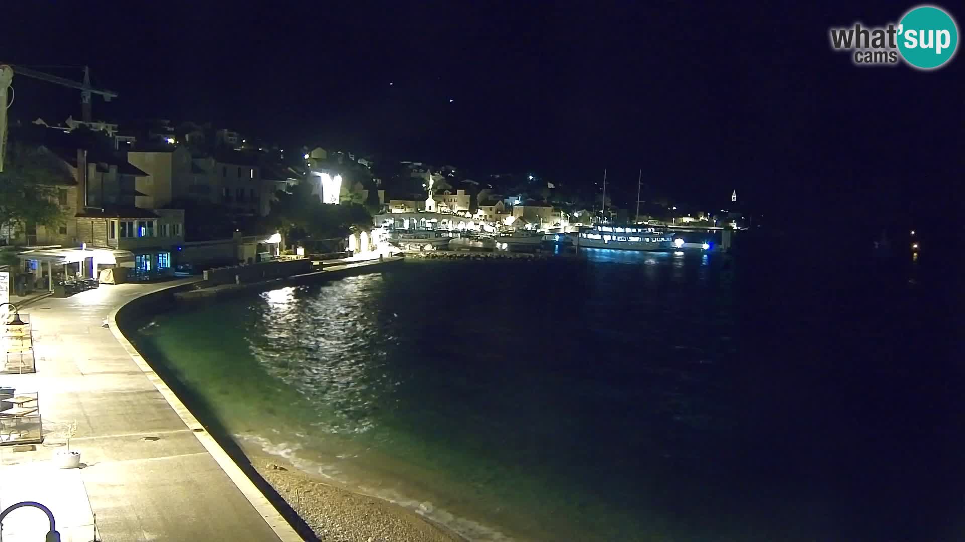 Webcam Bol Centro e Marina – Vista live dal porto di Bol