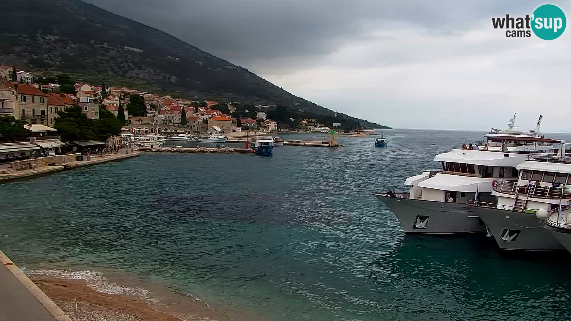 Webcam Bol Centre-Ville & Marina – Vue en direct depuis Bol, île de Brač