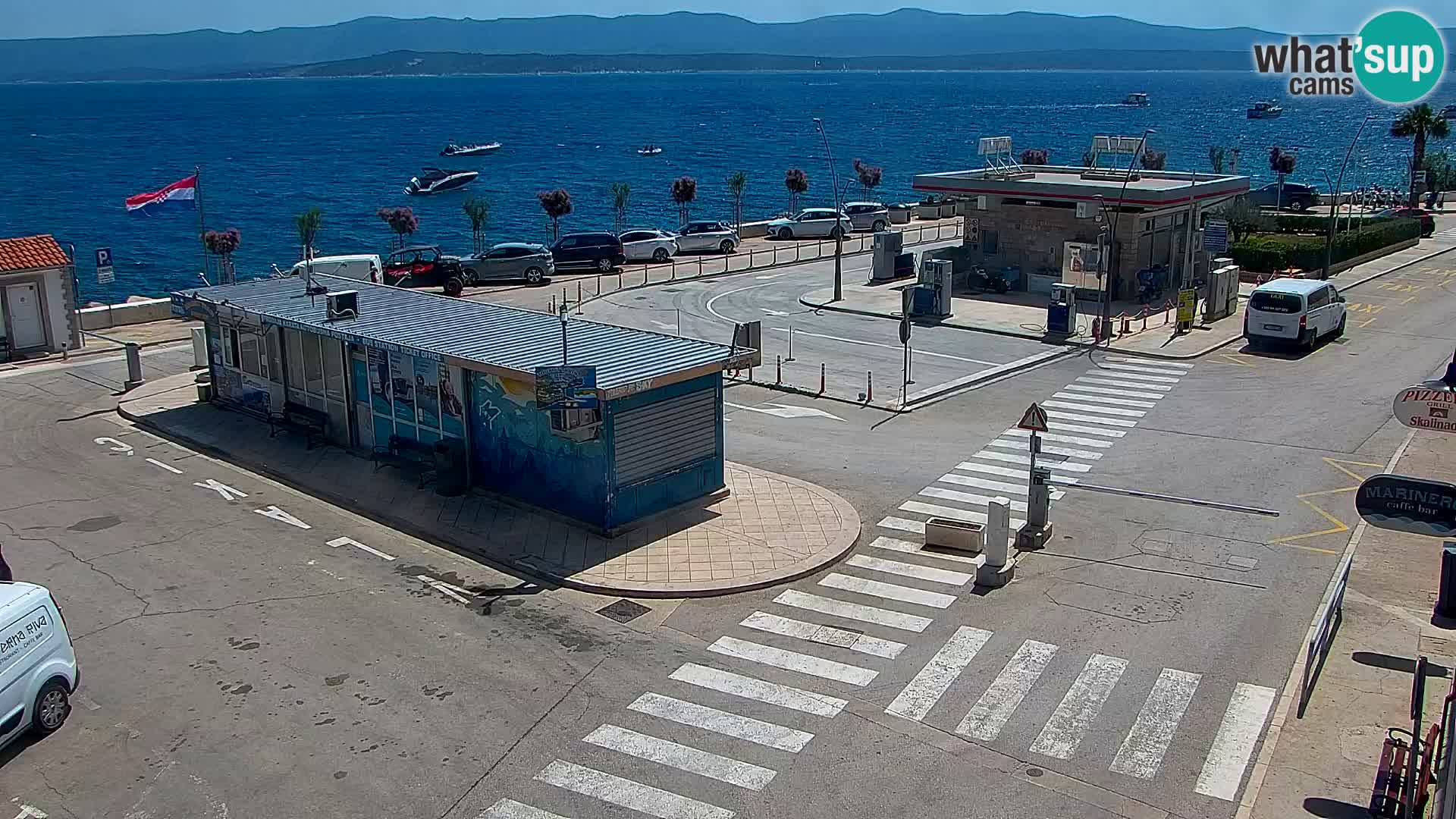 Webcam Bol Centro e Marina – Vista live dal porto di Bol