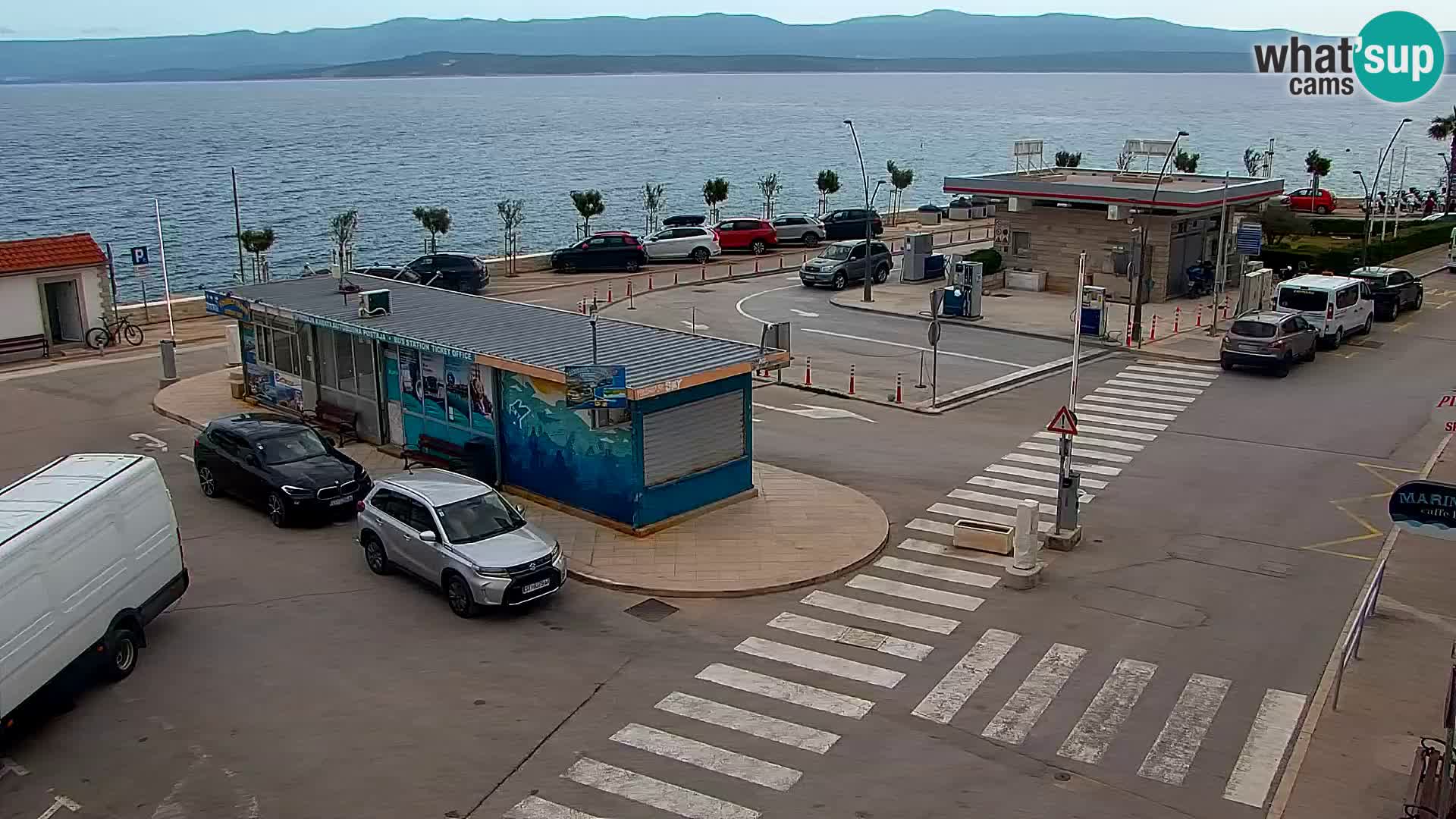 Webcam Bol Centro e Marina – Vista live dal porto di Bol