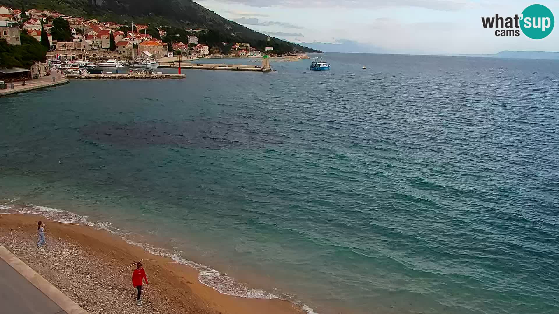 Webcam Bol Centro e Marina – Vista live dal porto di Bol