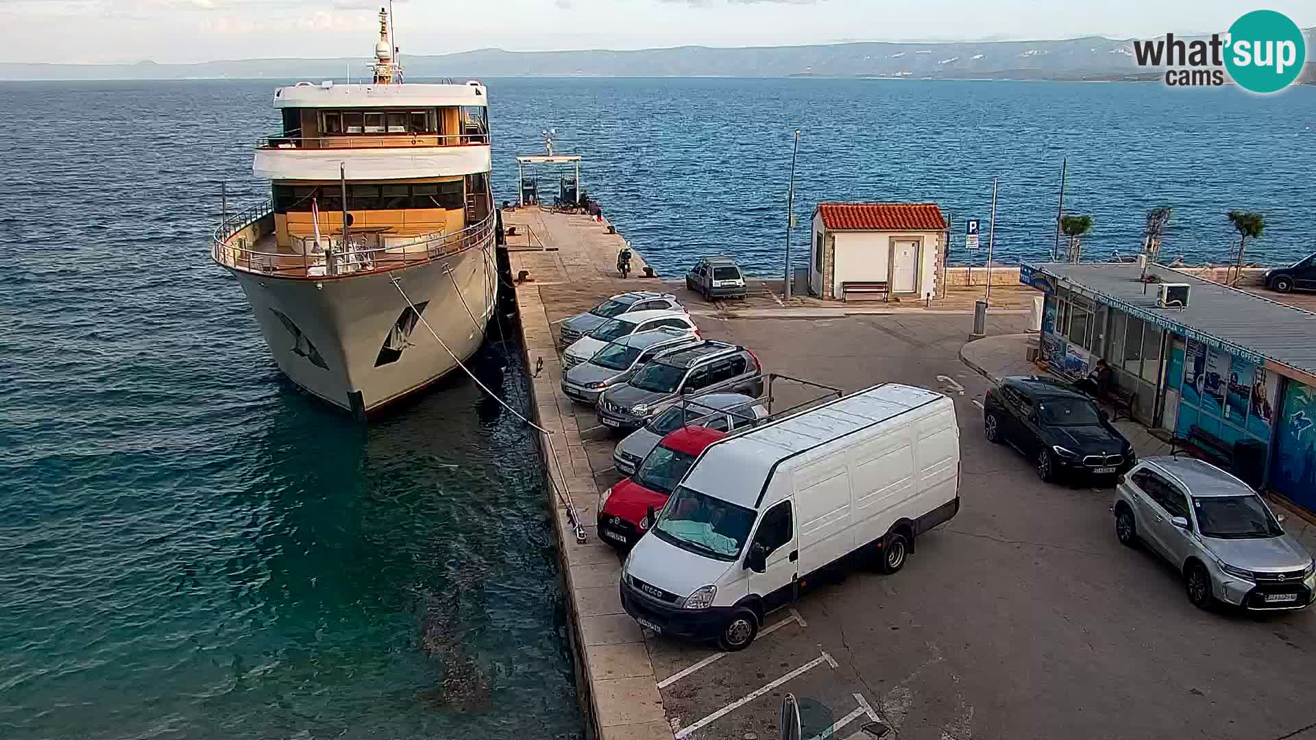 Webcam Bol Centre-Ville & Marina – Vue en direct depuis Bol, île de Brač