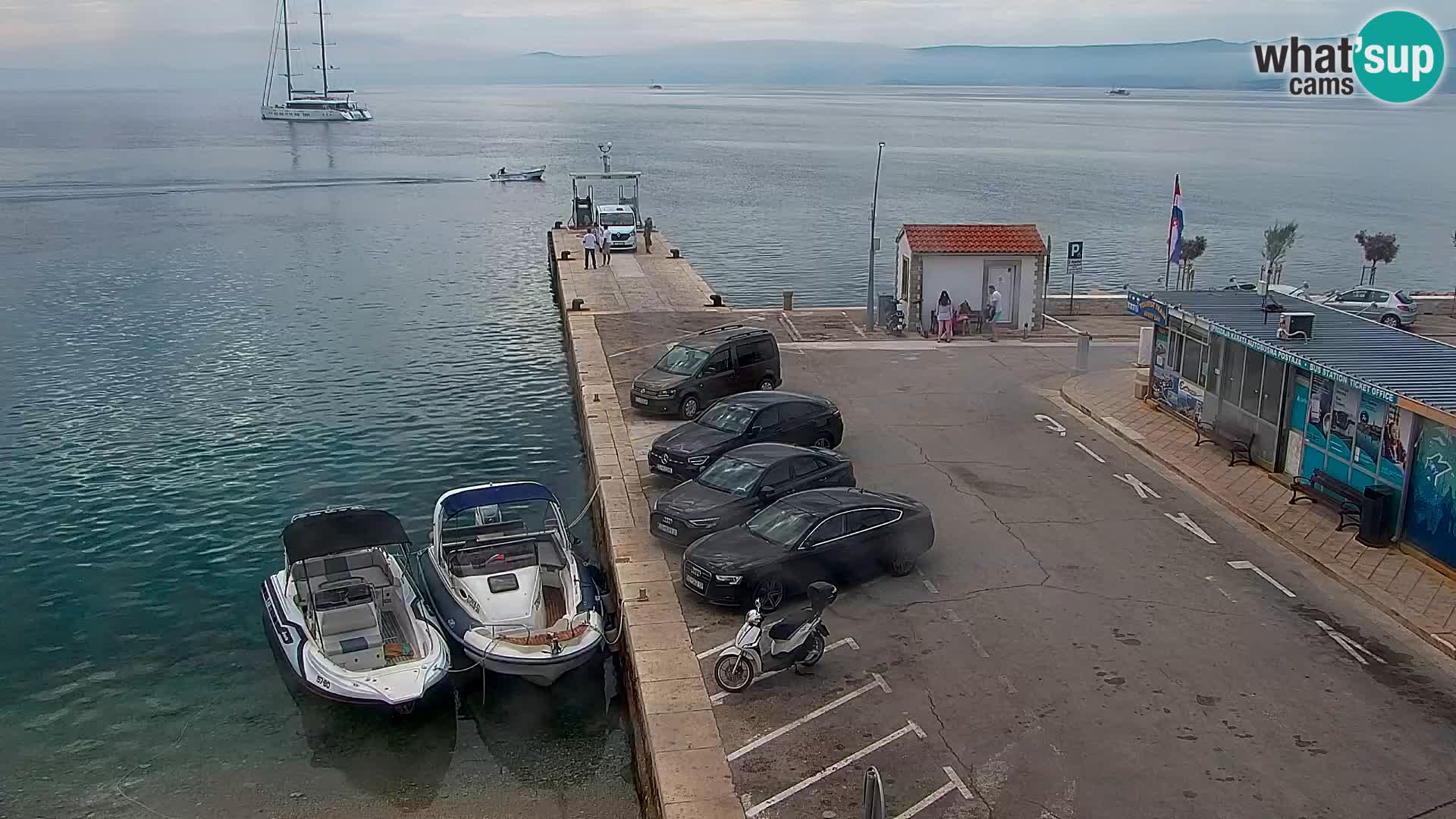 Webcam Bol Centre-Ville & Marina – Vue en direct depuis Bol, île de Brač