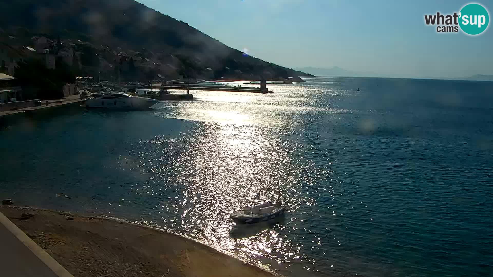 Webcam Bol Centre-Ville & Marina – Vue en direct depuis Bol, île de Brač