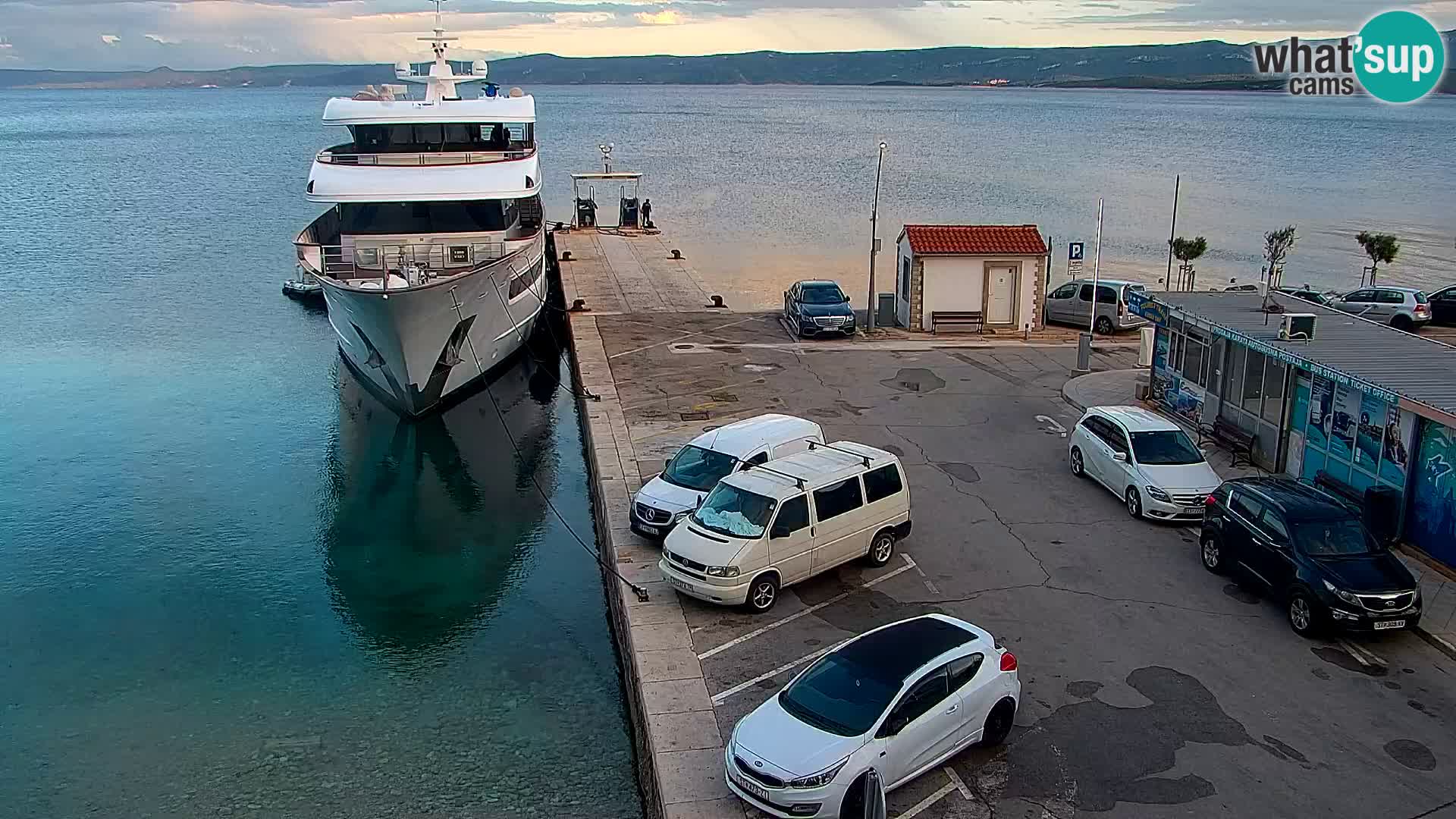 Webcam Bol Centre-Ville & Marina – Vue en direct depuis Bol, île de Brač