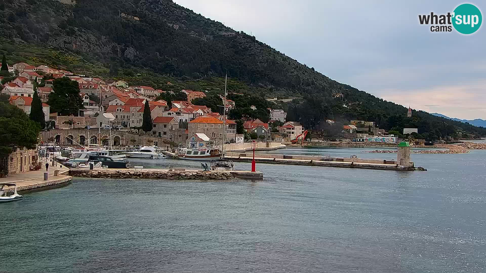 Webcam Bol Centre-Ville & Marina – Vue en direct depuis Bol, île de Brač