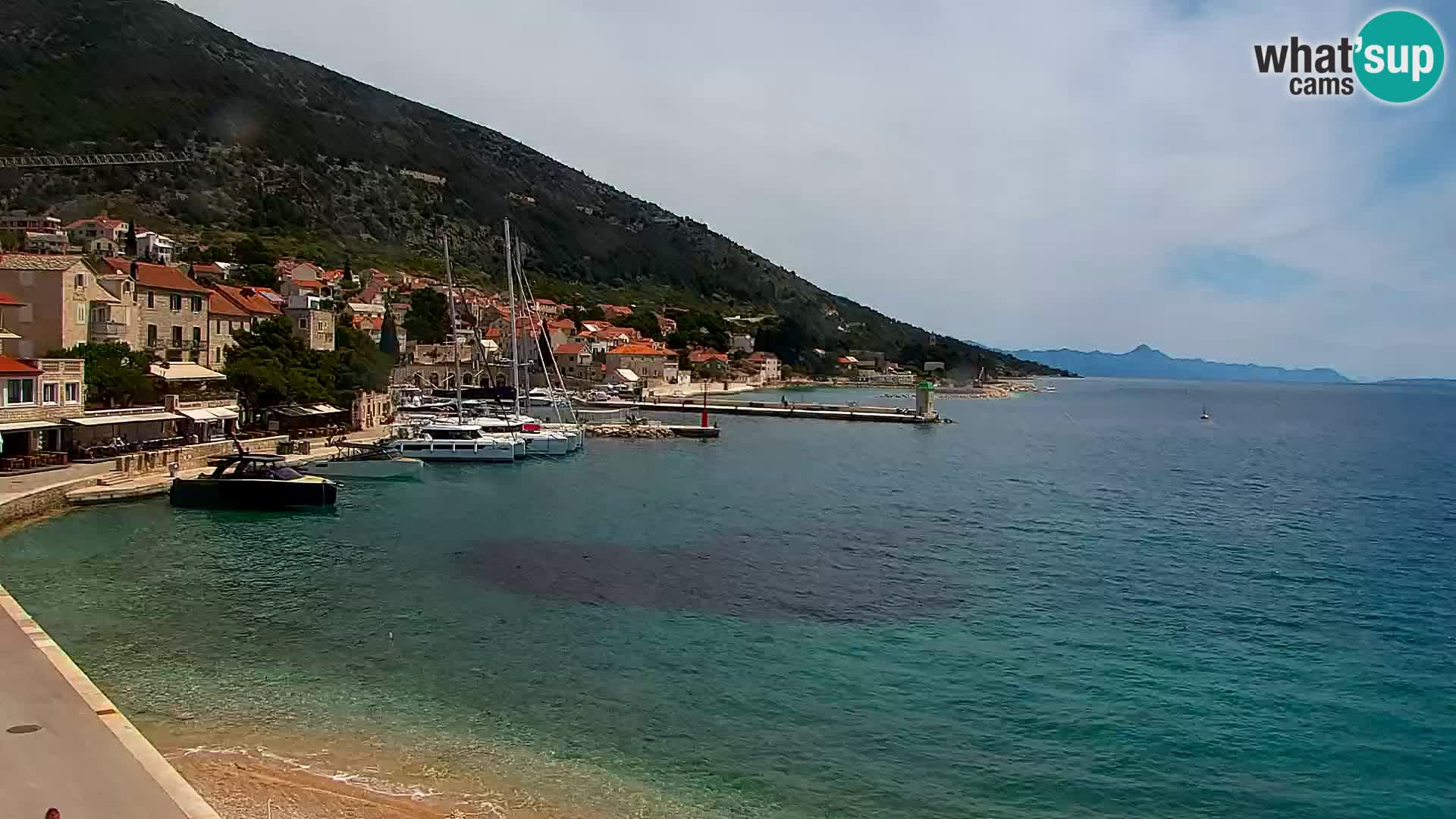 Webcam Bol Town Center & Marina – Live View from Bol, Brač