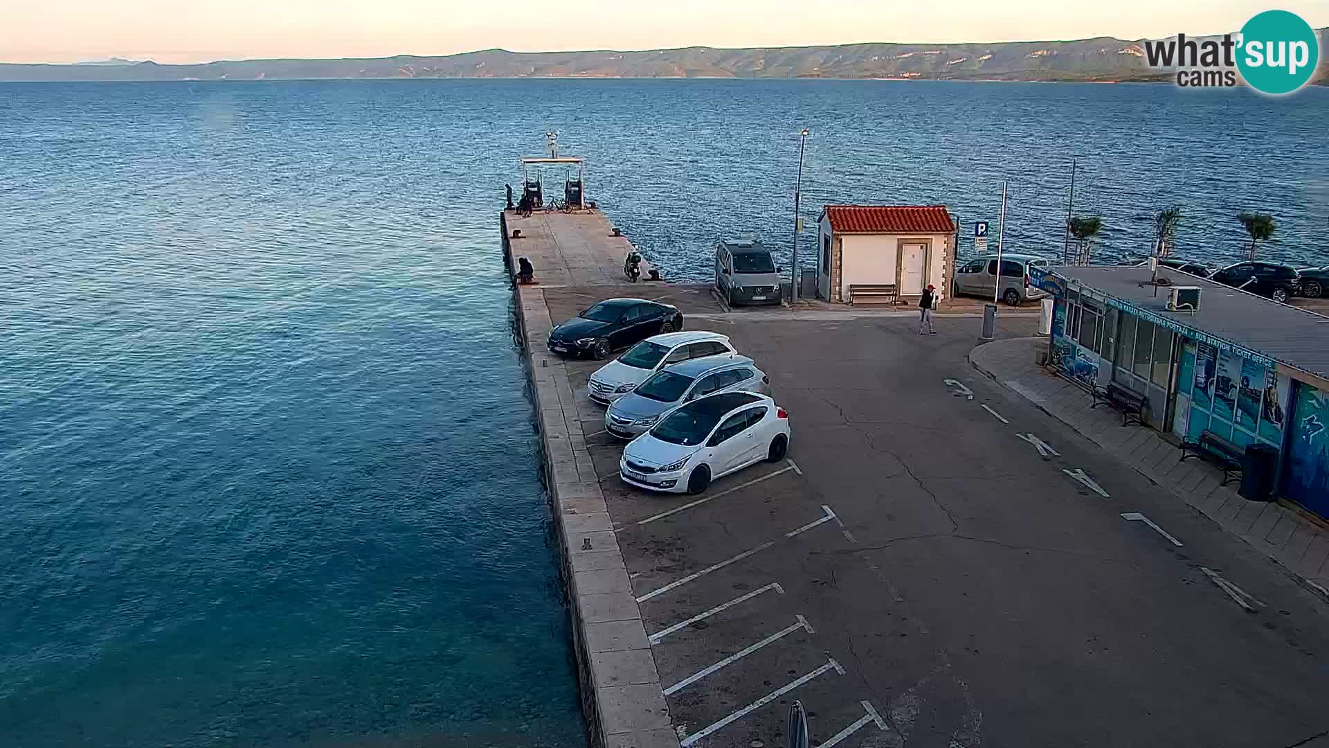 Webcam Bol Town Center & Marina – Live View from Bol, Brač