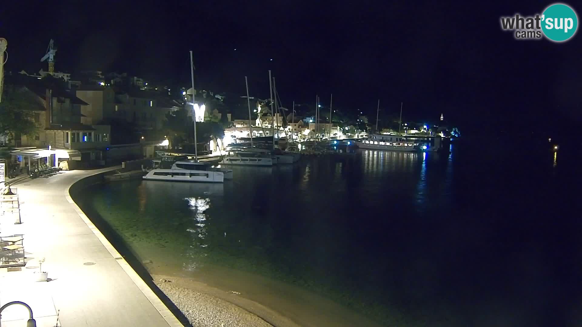 Webcam Bol Hafen & Ortszentrum – Liveblick aus Bol auf der Insel Brač