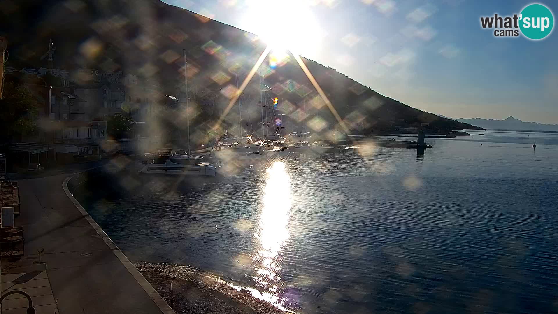 Webcam Bol Hafen & Ortszentrum – Liveblick aus Bol auf der Insel Brač