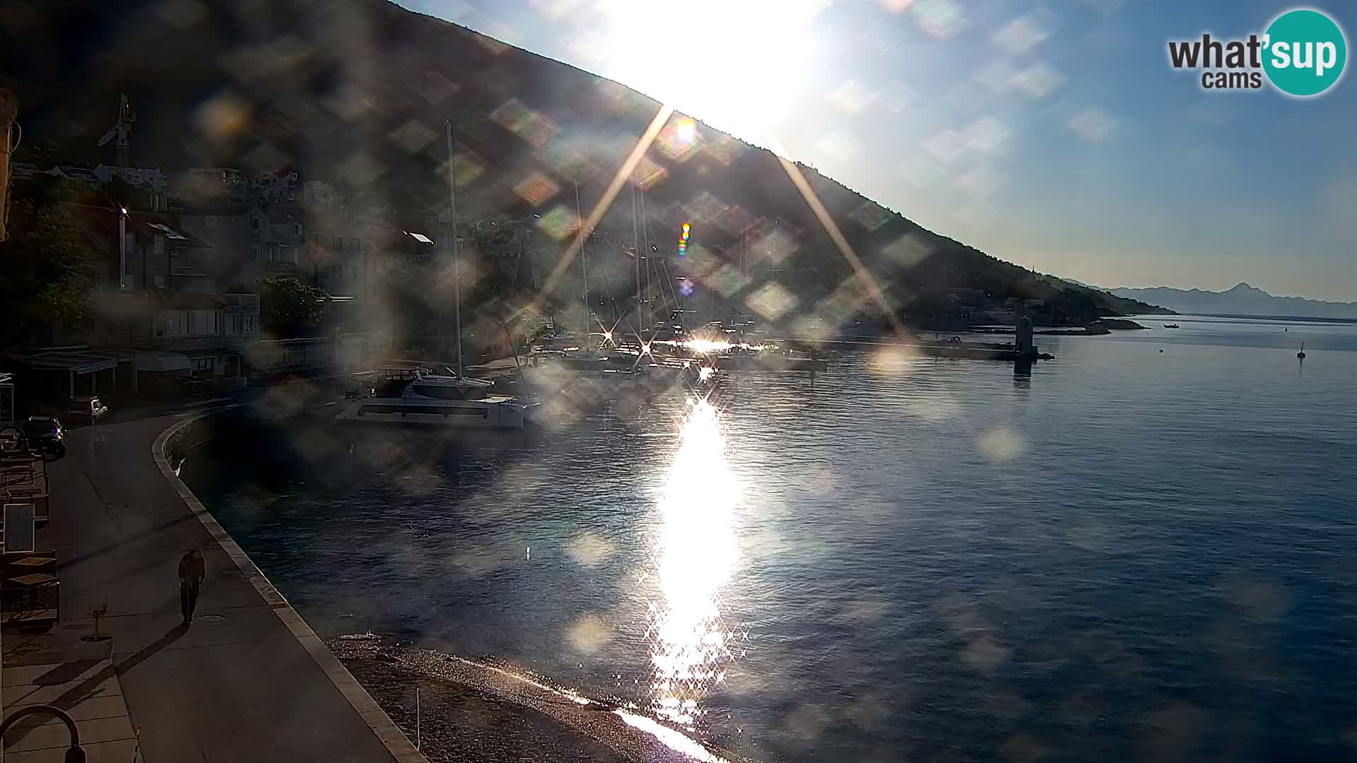 Webcam Bol Hafen & Ortszentrum – Liveblick aus Bol auf der Insel Brač