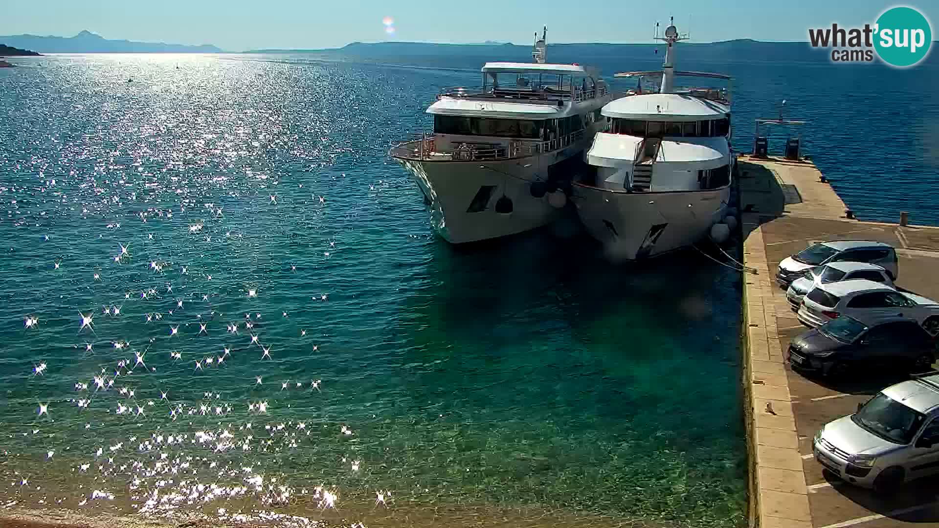 Webcam Bol Town Center & Marina – Live View from Bol, Brač