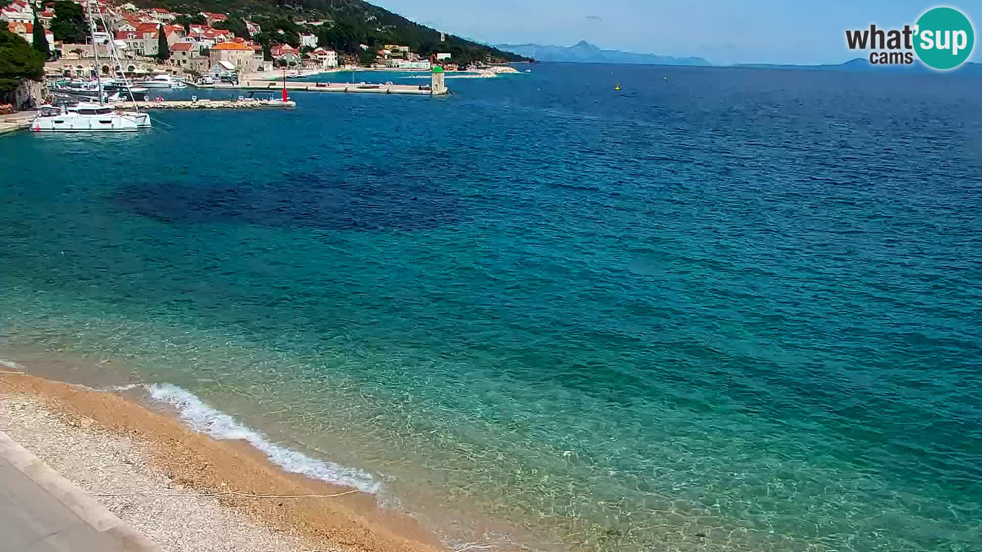 Webcam Bol Hafen & Ortszentrum – Liveblick aus Bol auf der Insel Brač