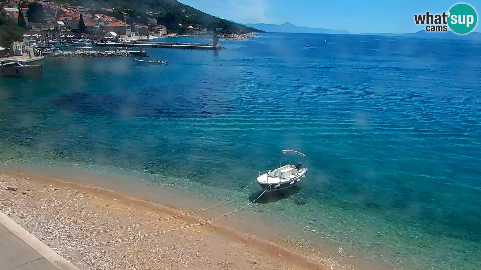 Webcam Bol Town Center & Marina – Live View from Bol, Brač