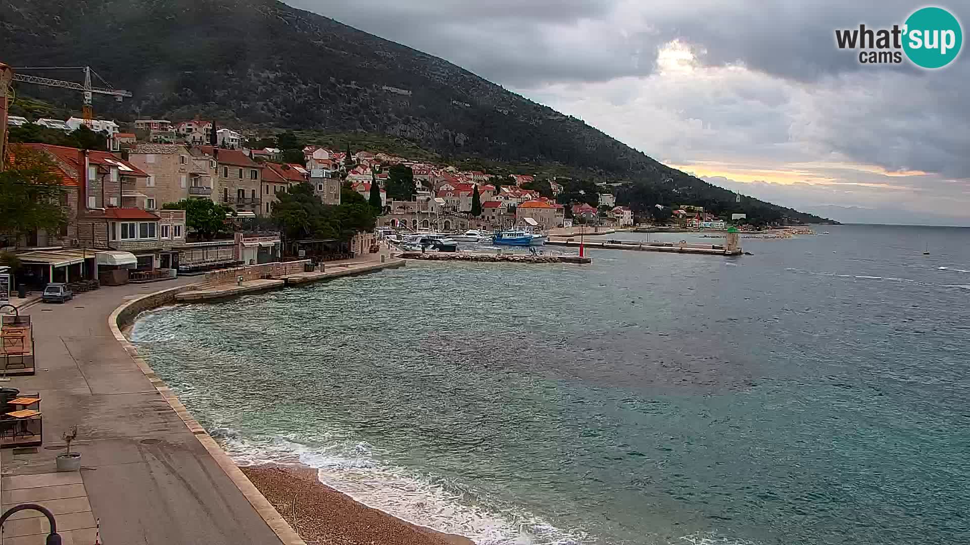 Webcam Bol Hafen & Ortszentrum – Liveblick aus Bol auf der Insel Brač