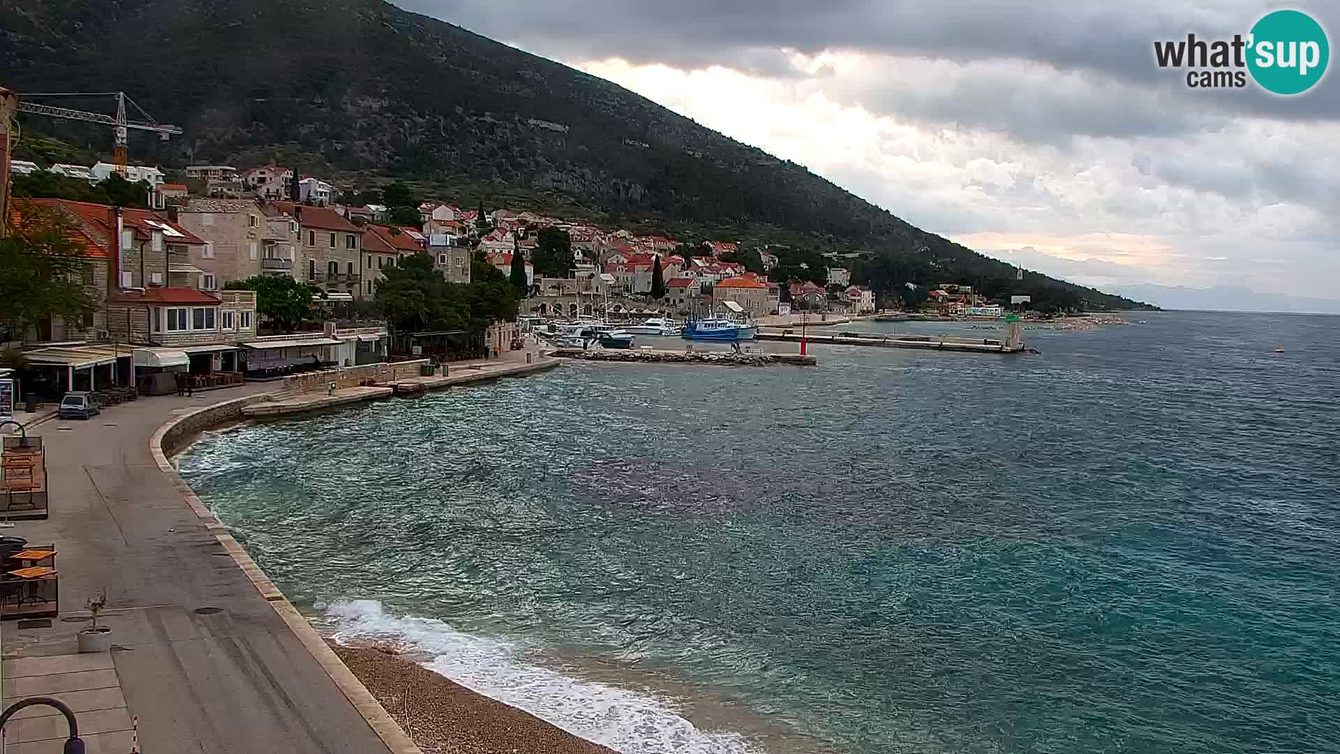 Webcam Bol Hafen & Ortszentrum – Liveblick aus Bol auf der Insel Brač