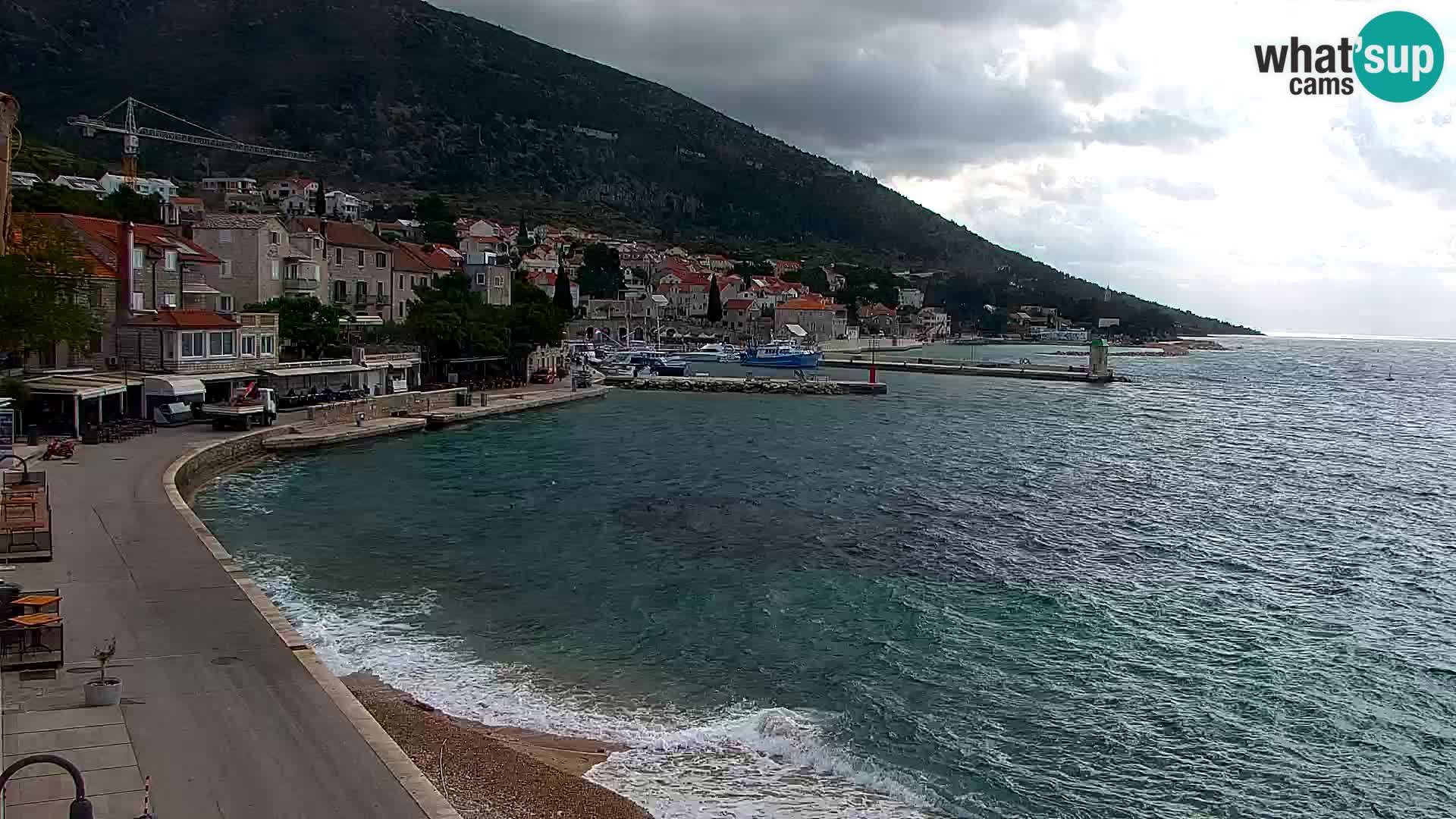 Webcam Bol Hafen & Ortszentrum – Liveblick aus Bol auf der Insel Brač