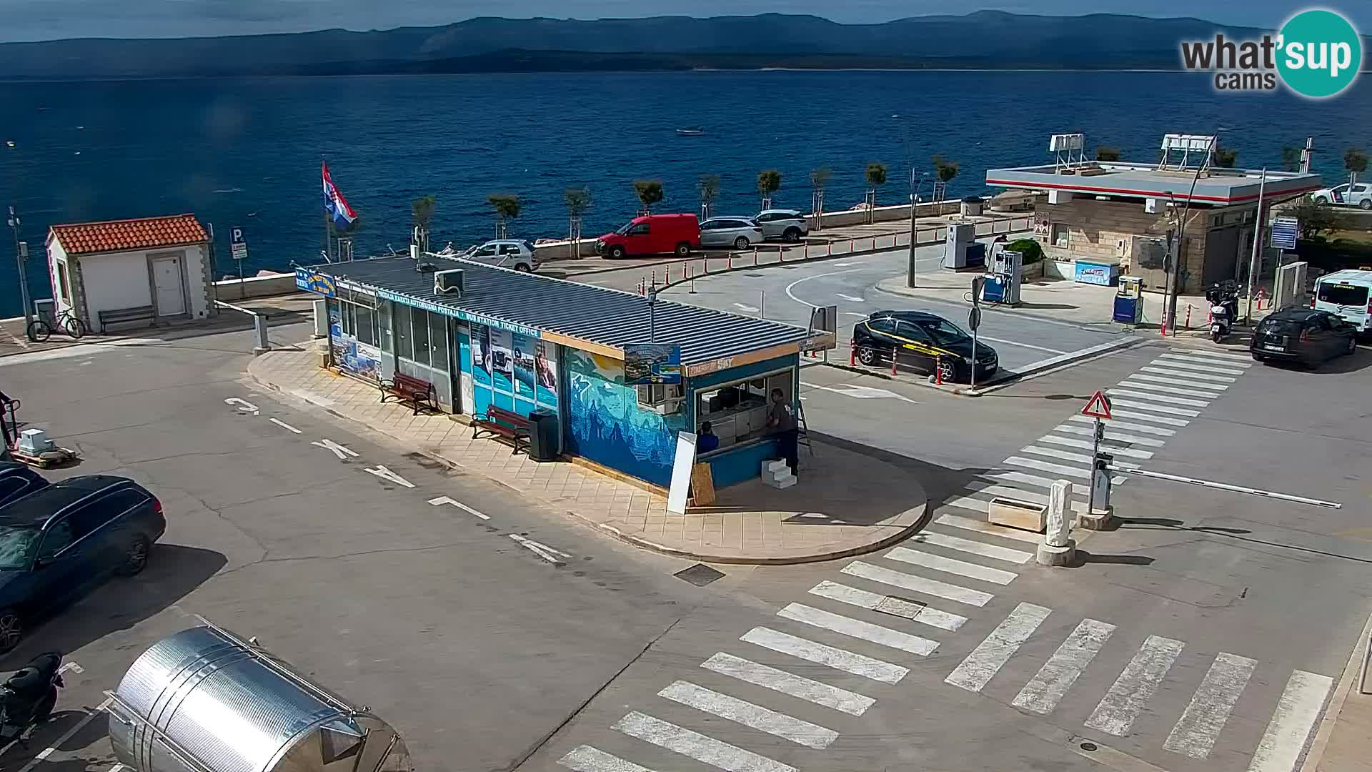 Webcam Bol Centro e Marina – Vista live dal porto di Bol