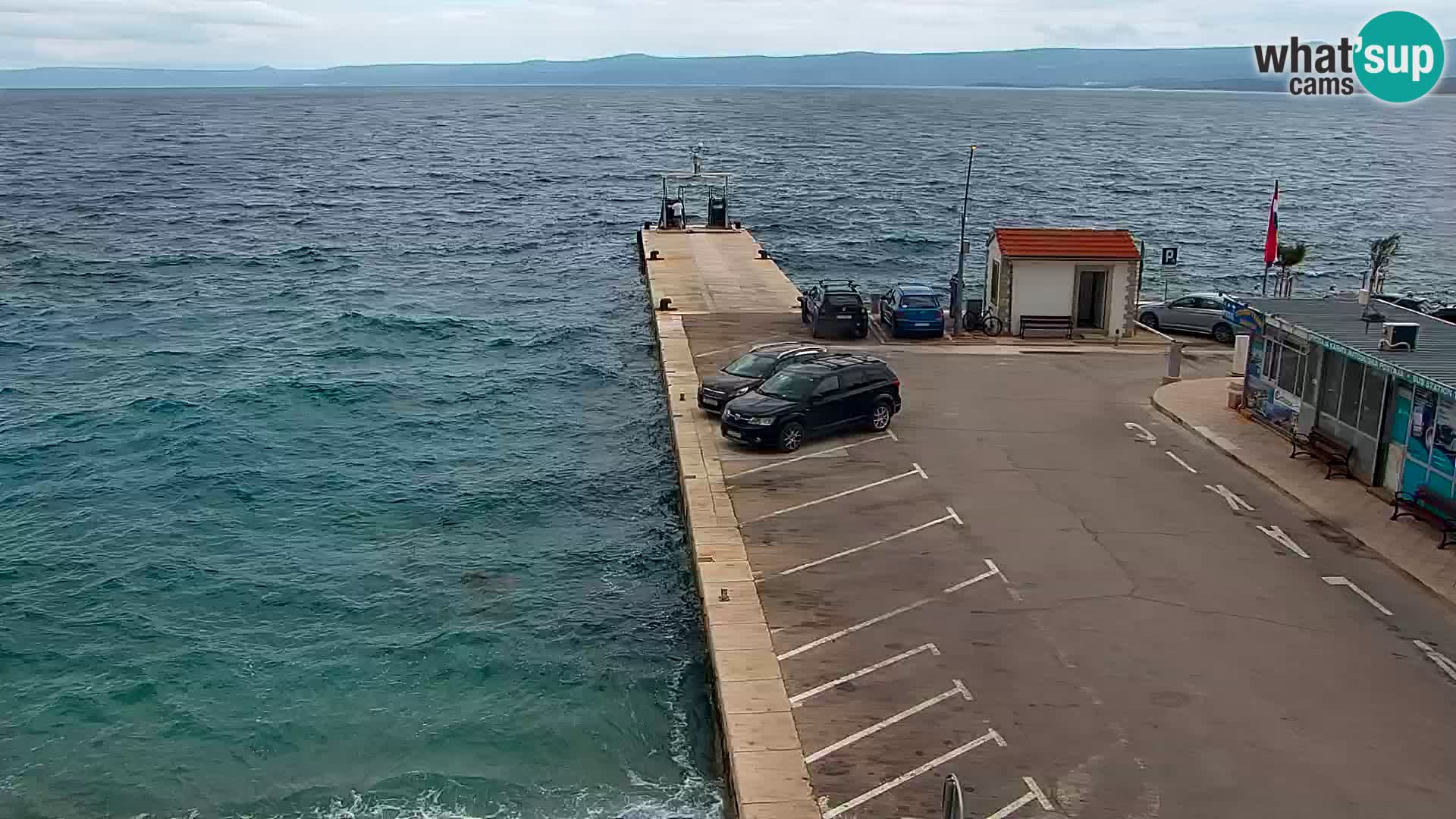 Webcam Bol Centro e Marina – Vista live dal porto di Bol
