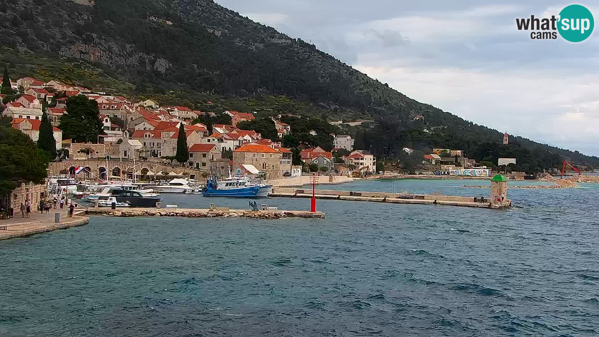 Webcam Bol Hafen & Ortszentrum – Liveblick aus Bol auf der Insel Brač