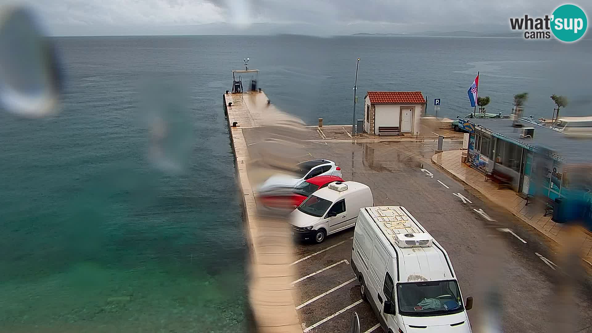 Webcam Bol Centro e Marina – Vista live dal porto di Bol