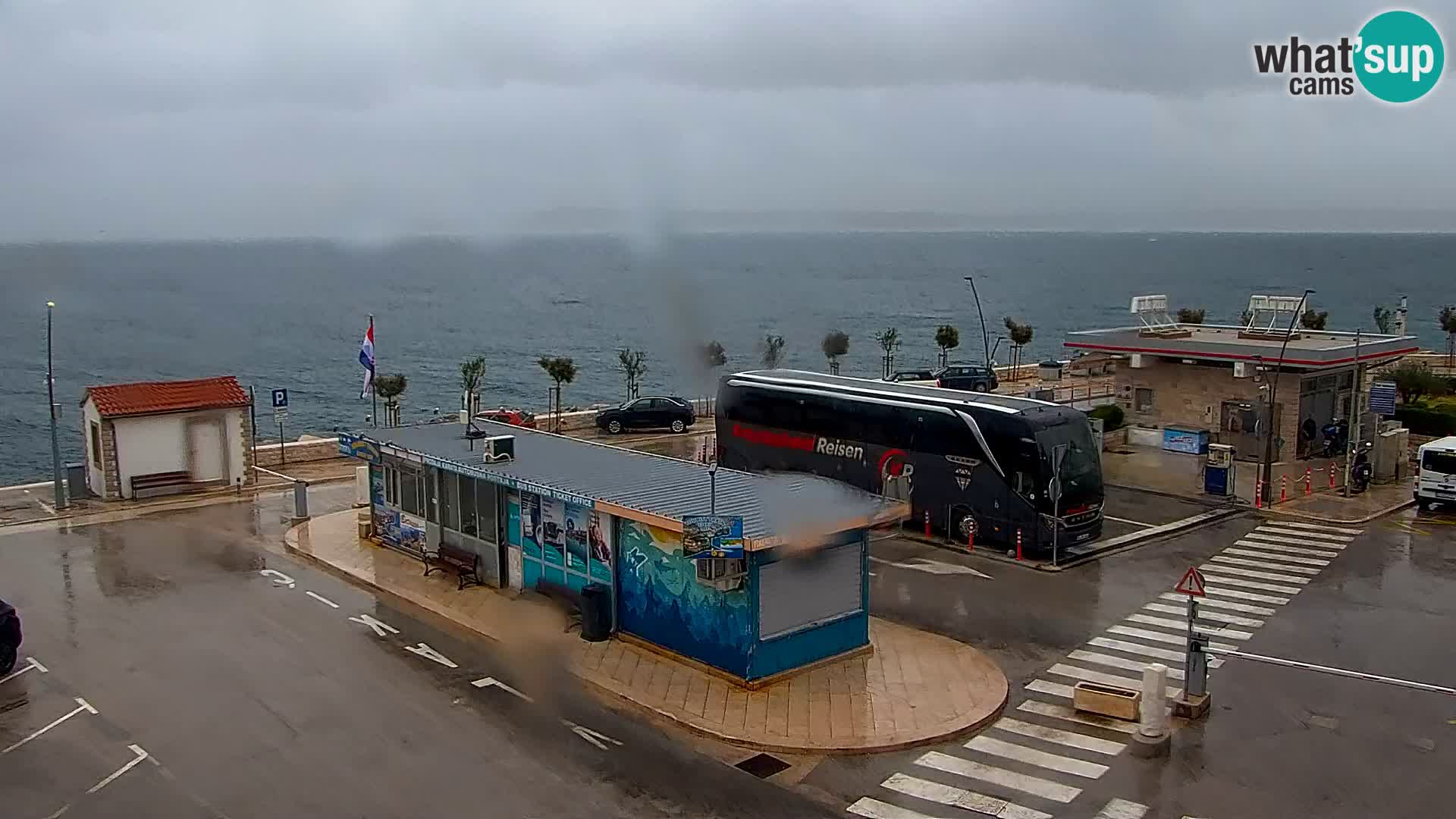 Webcam Bol Town Center & Marina – Live View from Bol, Brač