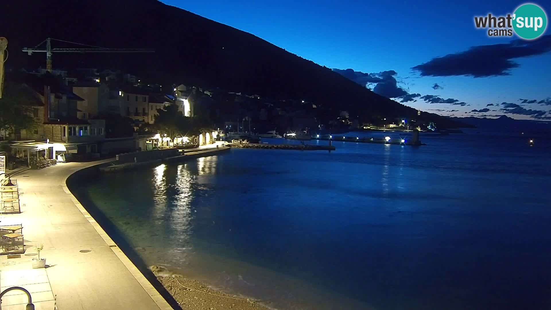 Webcam Bol Centro e Marina – Vista live dal porto di Bol