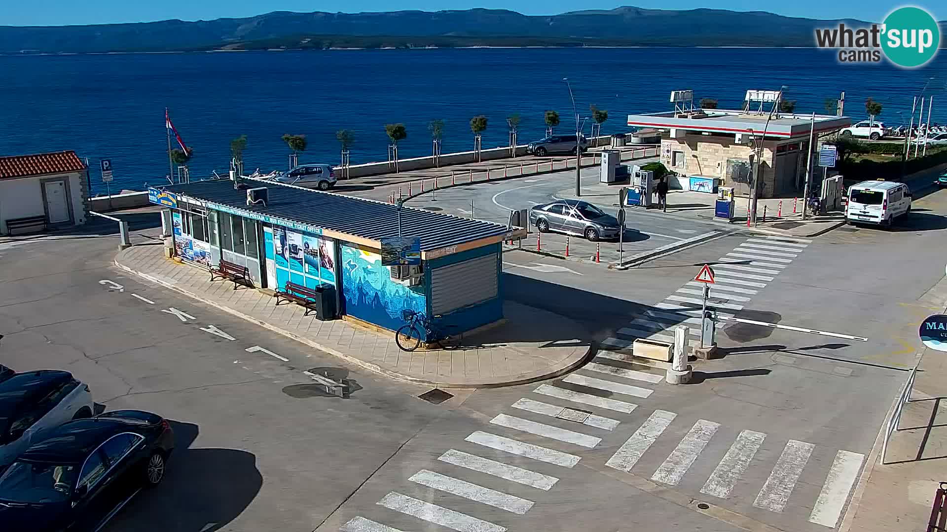 Webcam Bol Centro e Marina – Vista live dal porto di Bol