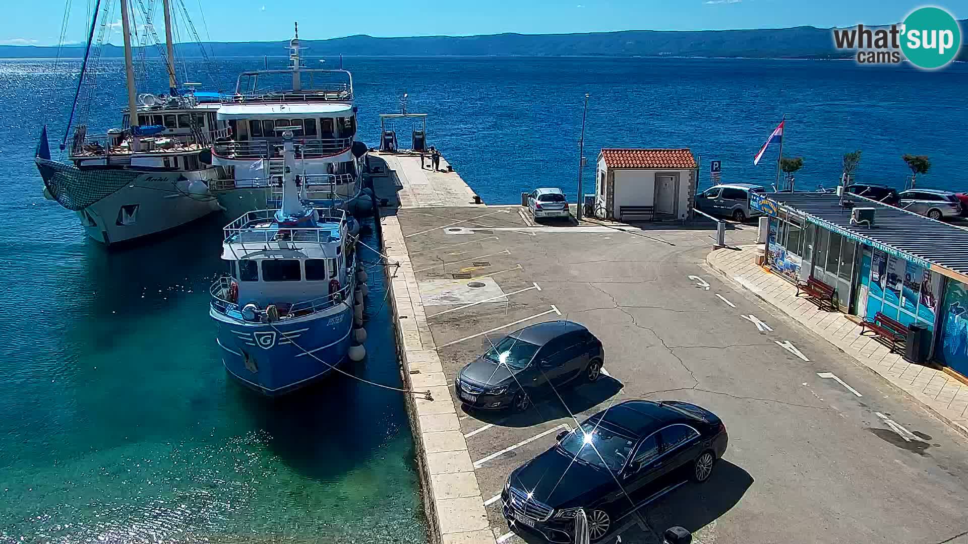 Webcam Bol centre-ville & marina – Vue en direct depuis Bol, île de Brač