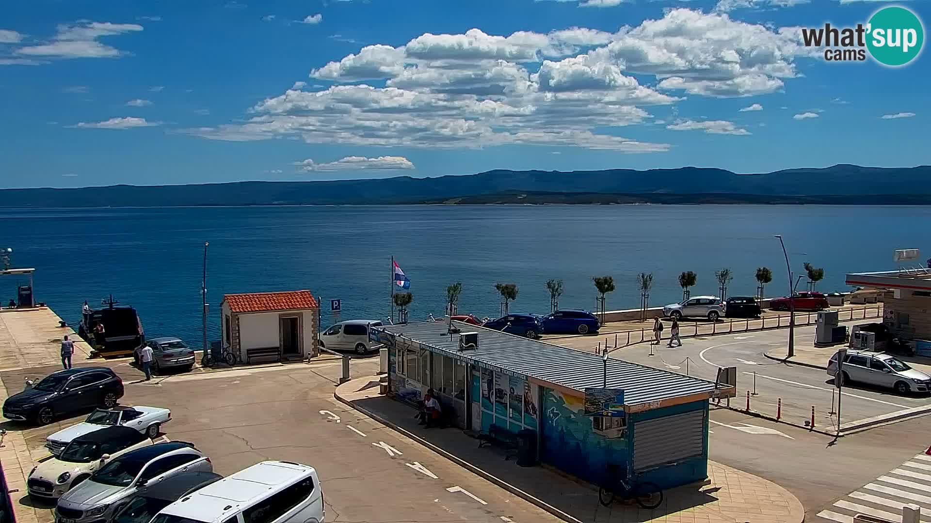 Webcam Bol Town Center & Marina – Live View from Bol, Brač