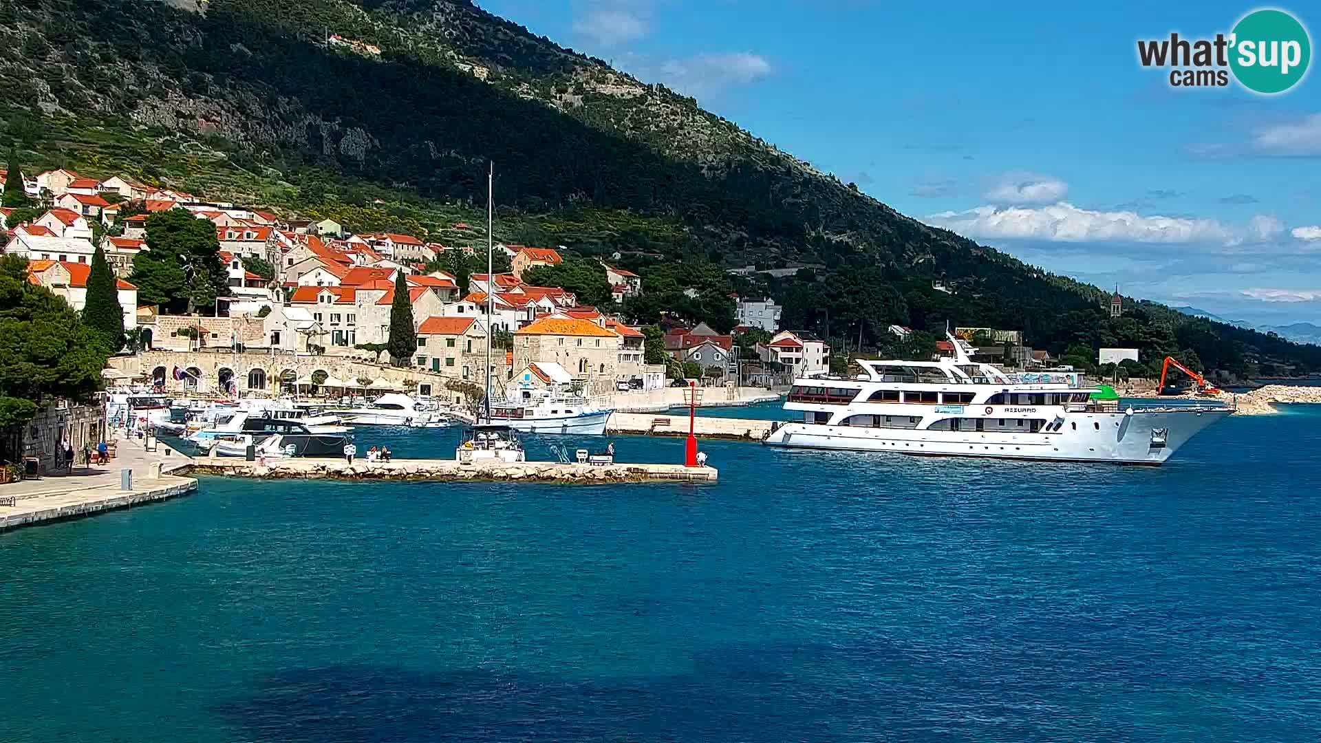 Webcam Bol Town Center & Marina – Live View from Bol, Brač