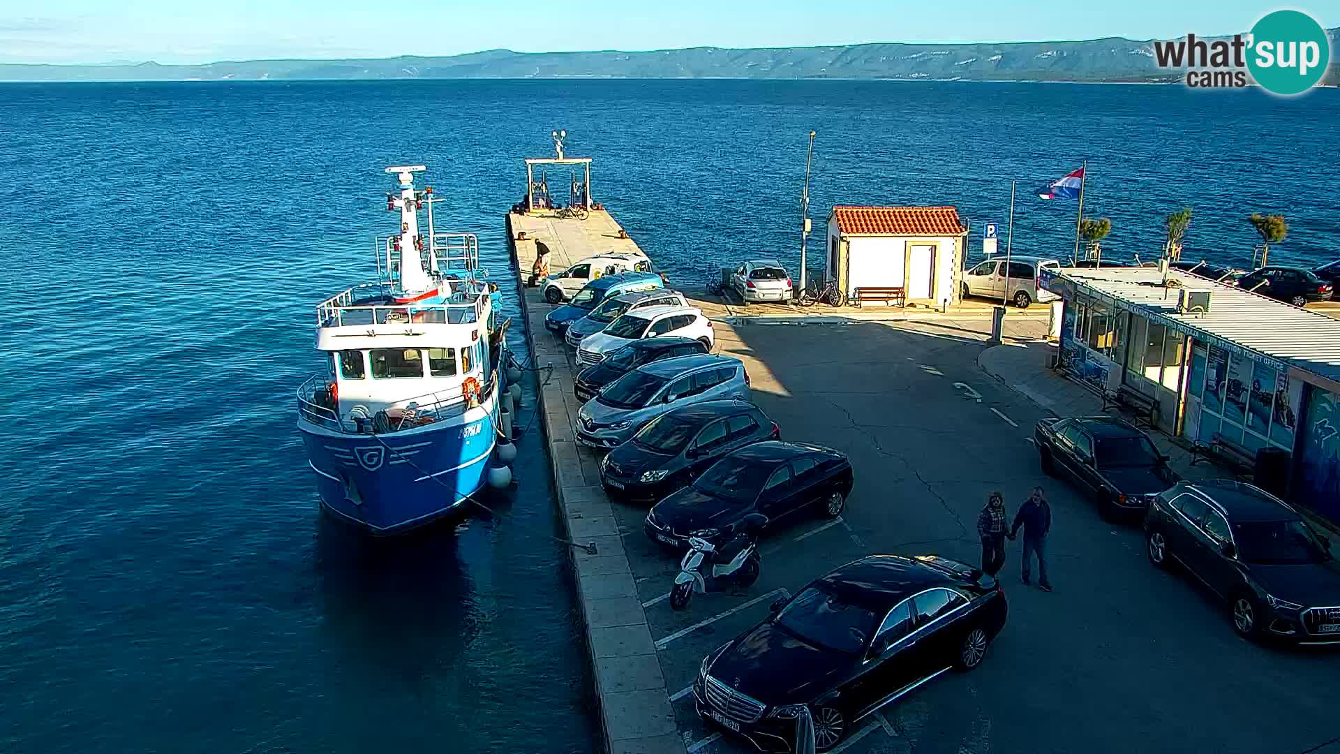 Webcam Bol Hafen & Ortszentrum – Liveblick aus Bol auf der Insel Brač