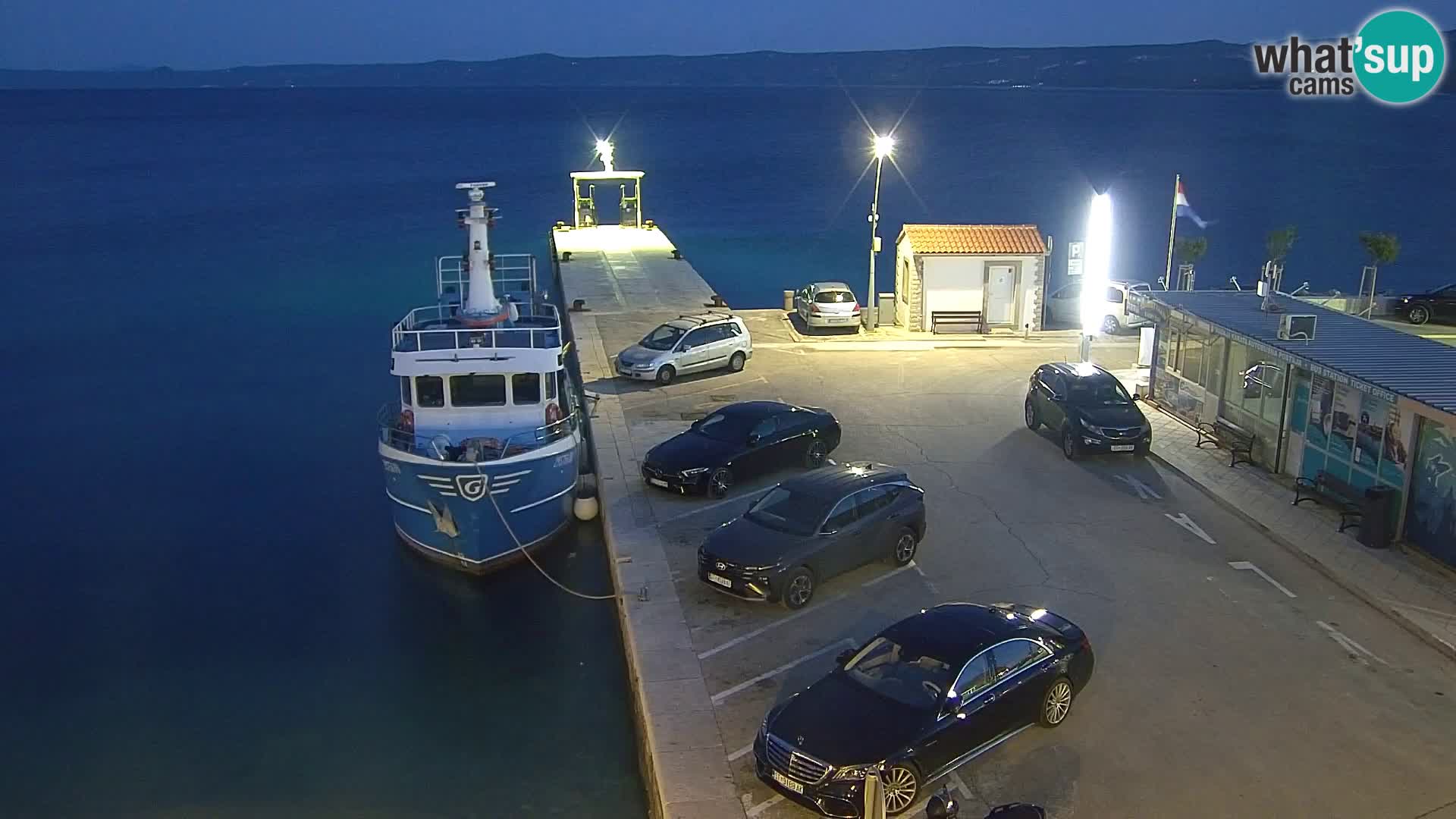 Webcam Bol Town Center & Marina – Live View from Bol, Brač