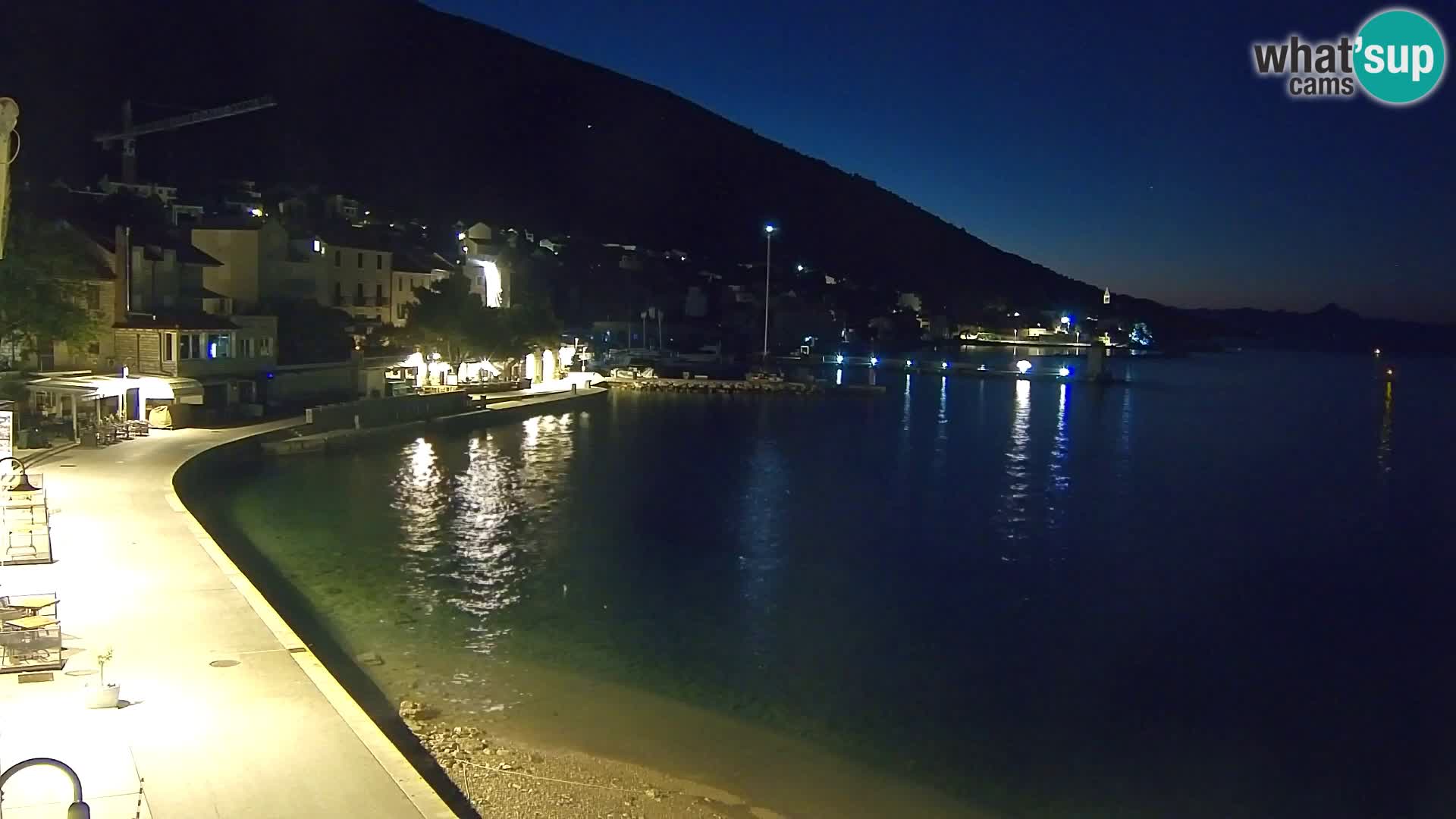 Webcam Bol Hafen & Ortszentrum – Liveblick aus Bol auf der Insel Brač