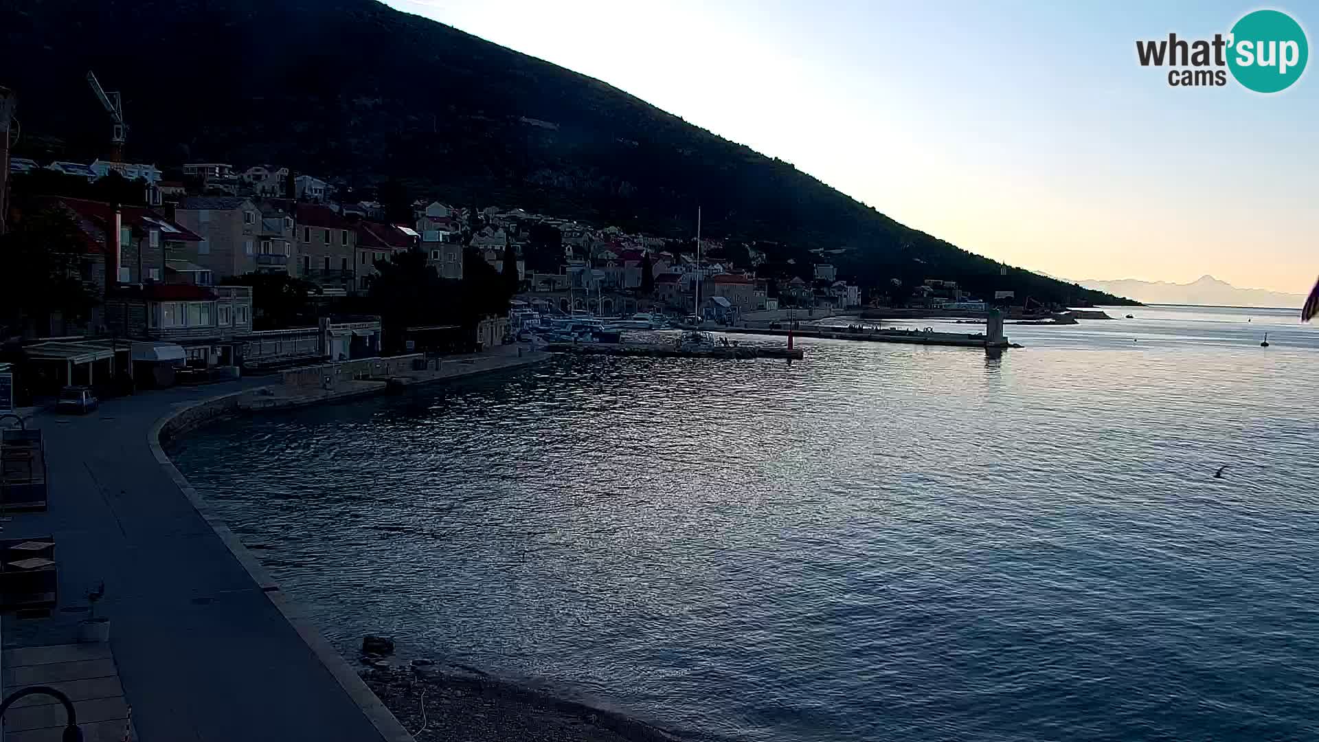 Webcam Bol Town Center & Marina – Live View from Bol, Brač