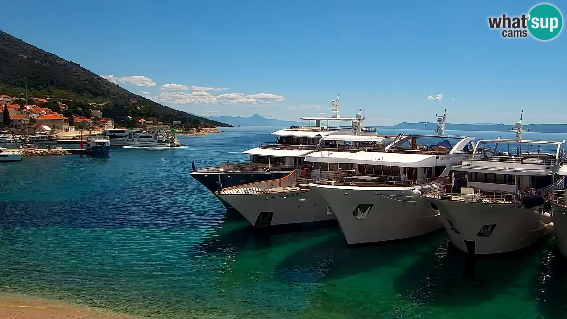 Webcam Bol Hafen & Ortszentrum – Liveblick aus Bol auf der Insel Brač