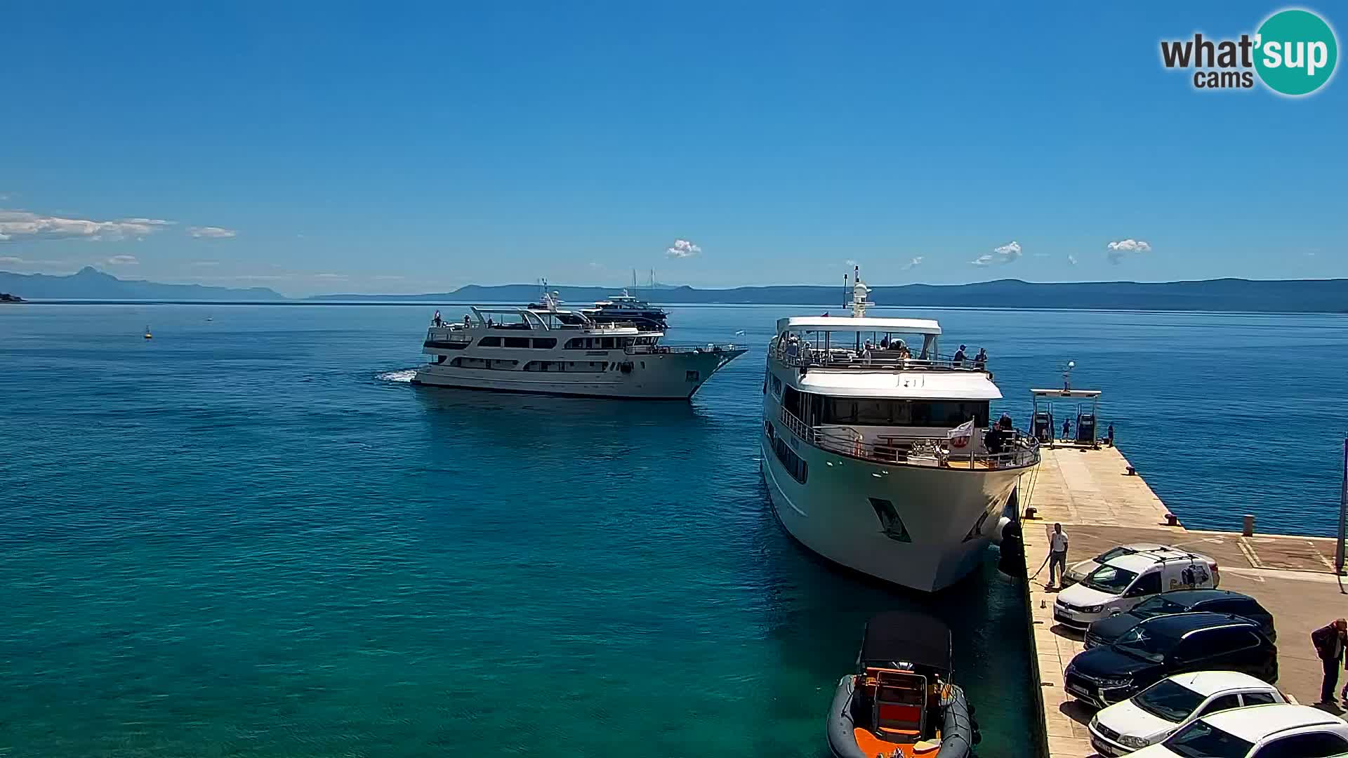 Webcam Bol Town Center & Marina – Live View from Bol, Brač