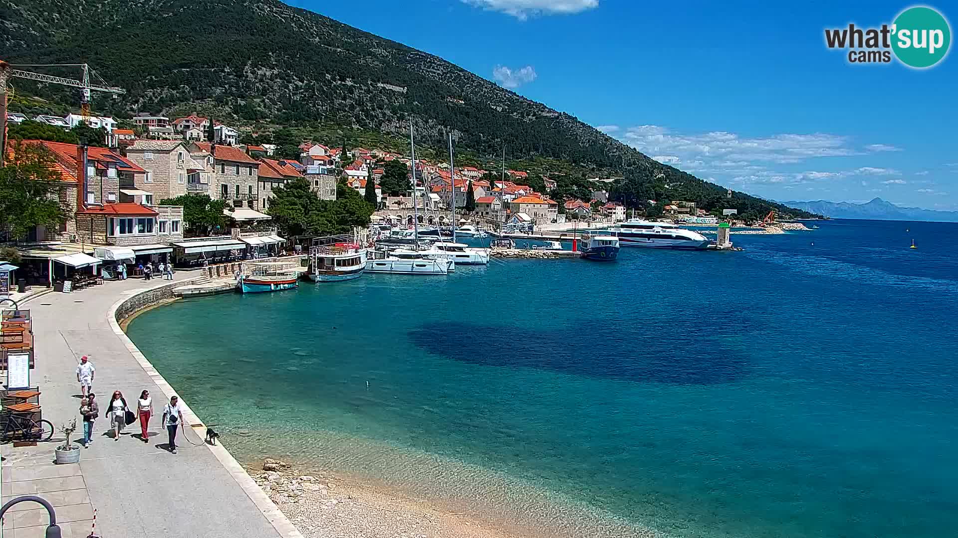 Webcam Bol Town Center & Marina – Live View from Bol, Brač
