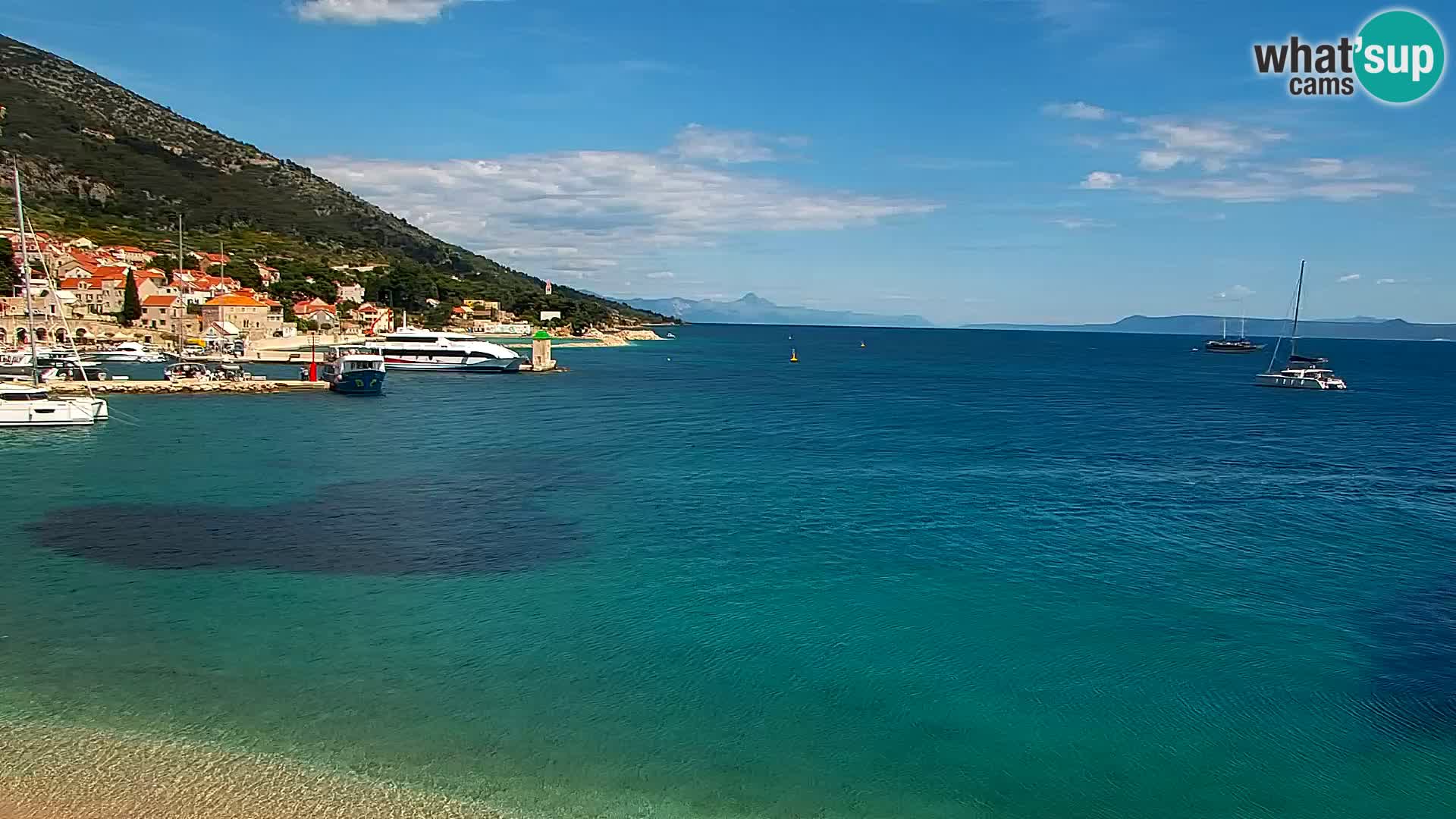 Webcam Bol Centro e Marina – Vista live dal porto di Bol