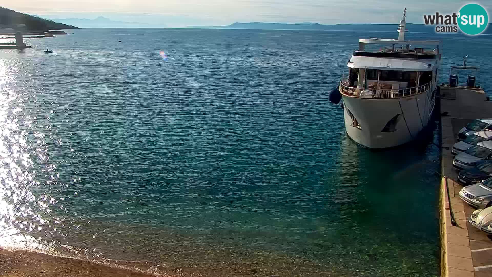 Webcam Bol Centro e Marina – Vista live dal porto di Bol