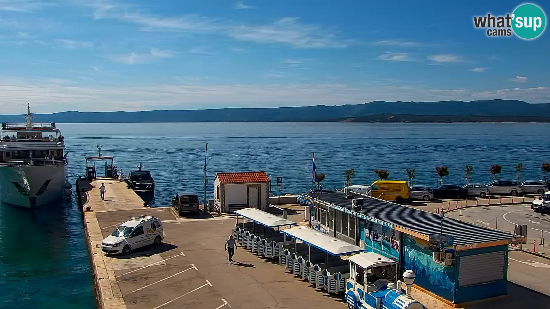 Webcam Bol Town Center & Marina – Live View from Bol, Brač