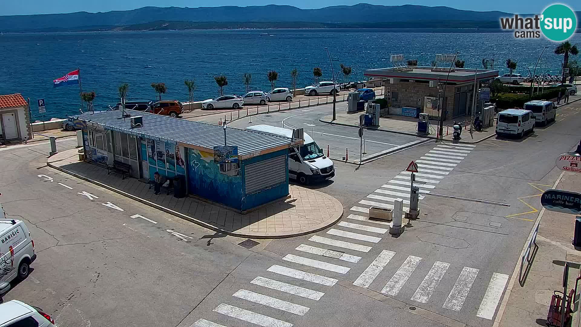 Webcam Bol Hafen & Ortszentrum – Liveblick aus Bol auf der Insel Brač