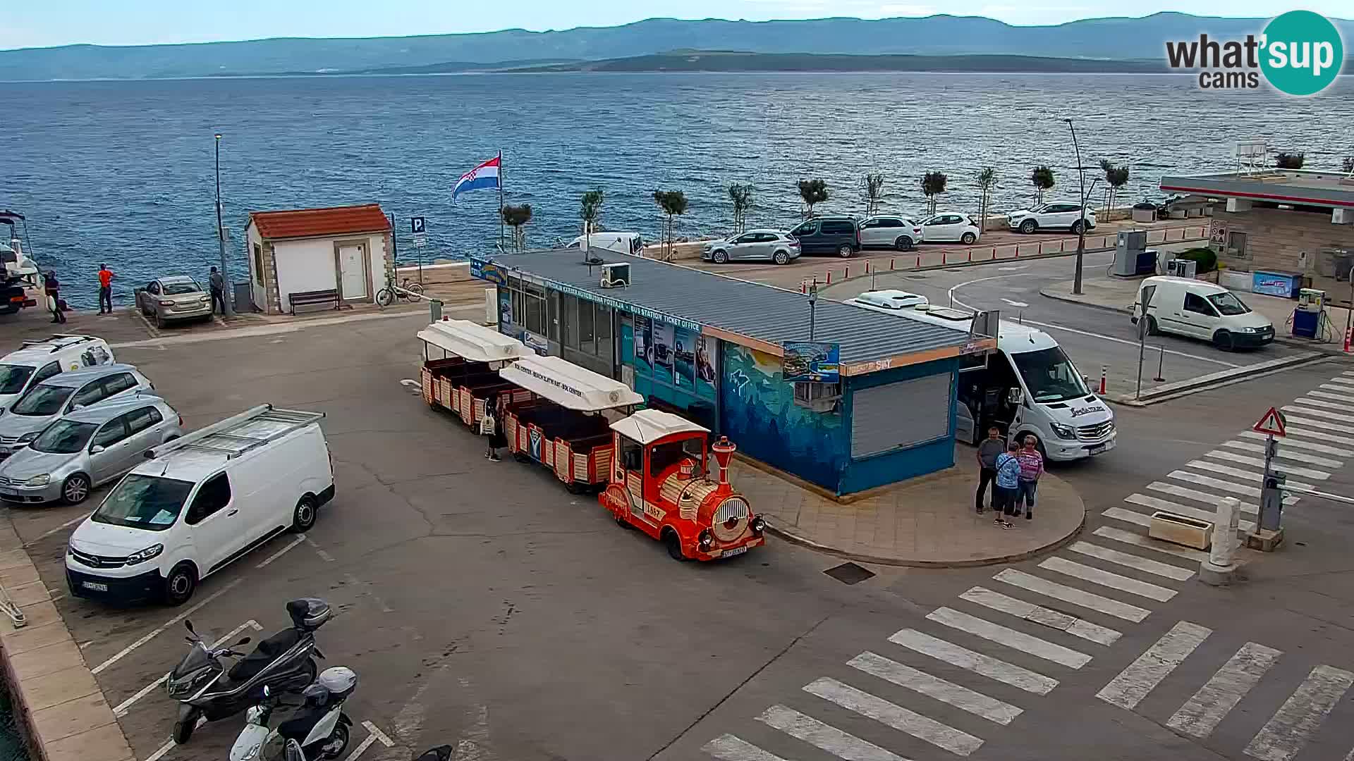 Webcam Bol Centro e Marina – Vista live dal porto di Bol