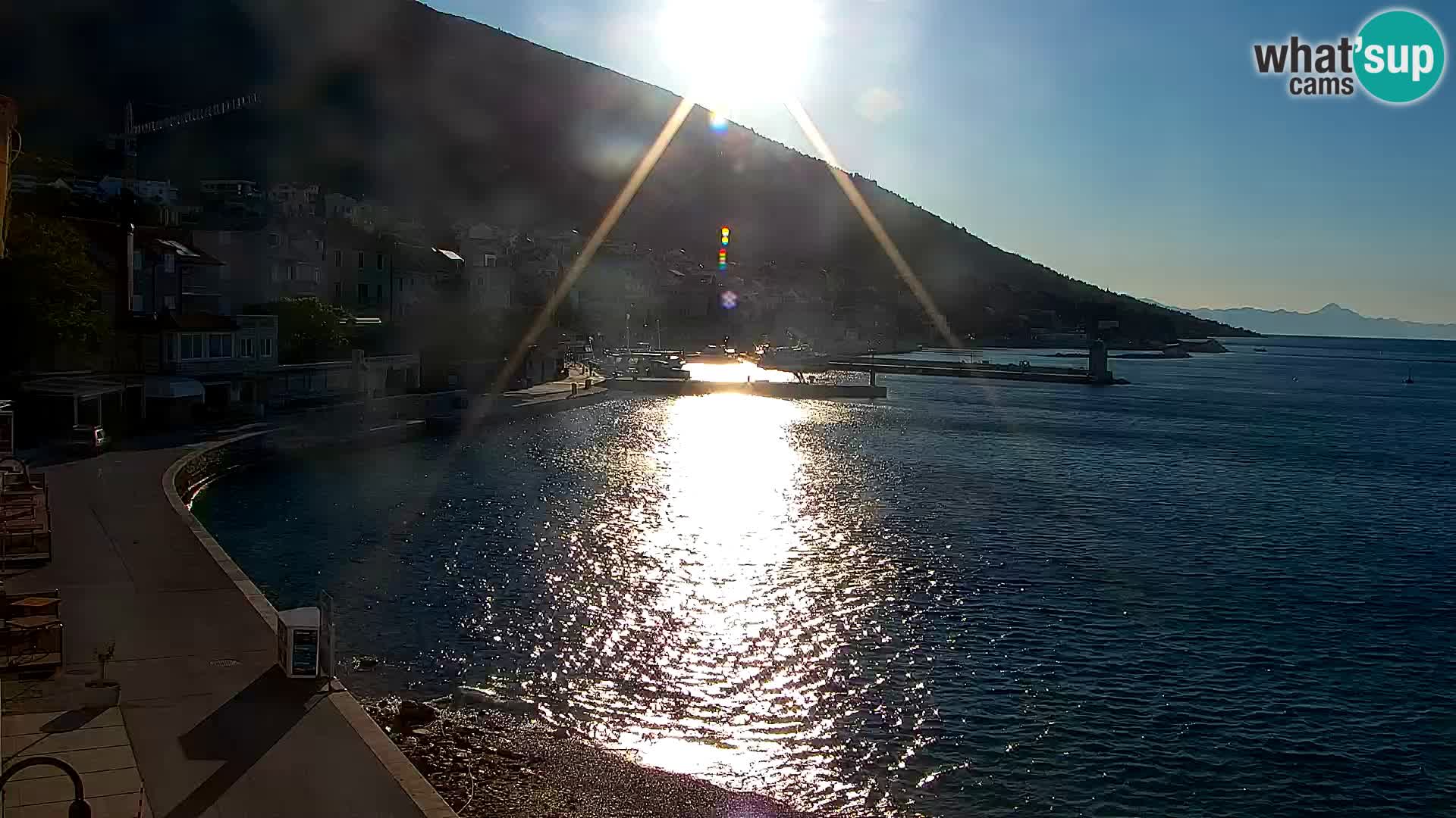 Webcam Bol Hafen & Ortszentrum – Liveblick aus Bol auf der Insel Brač