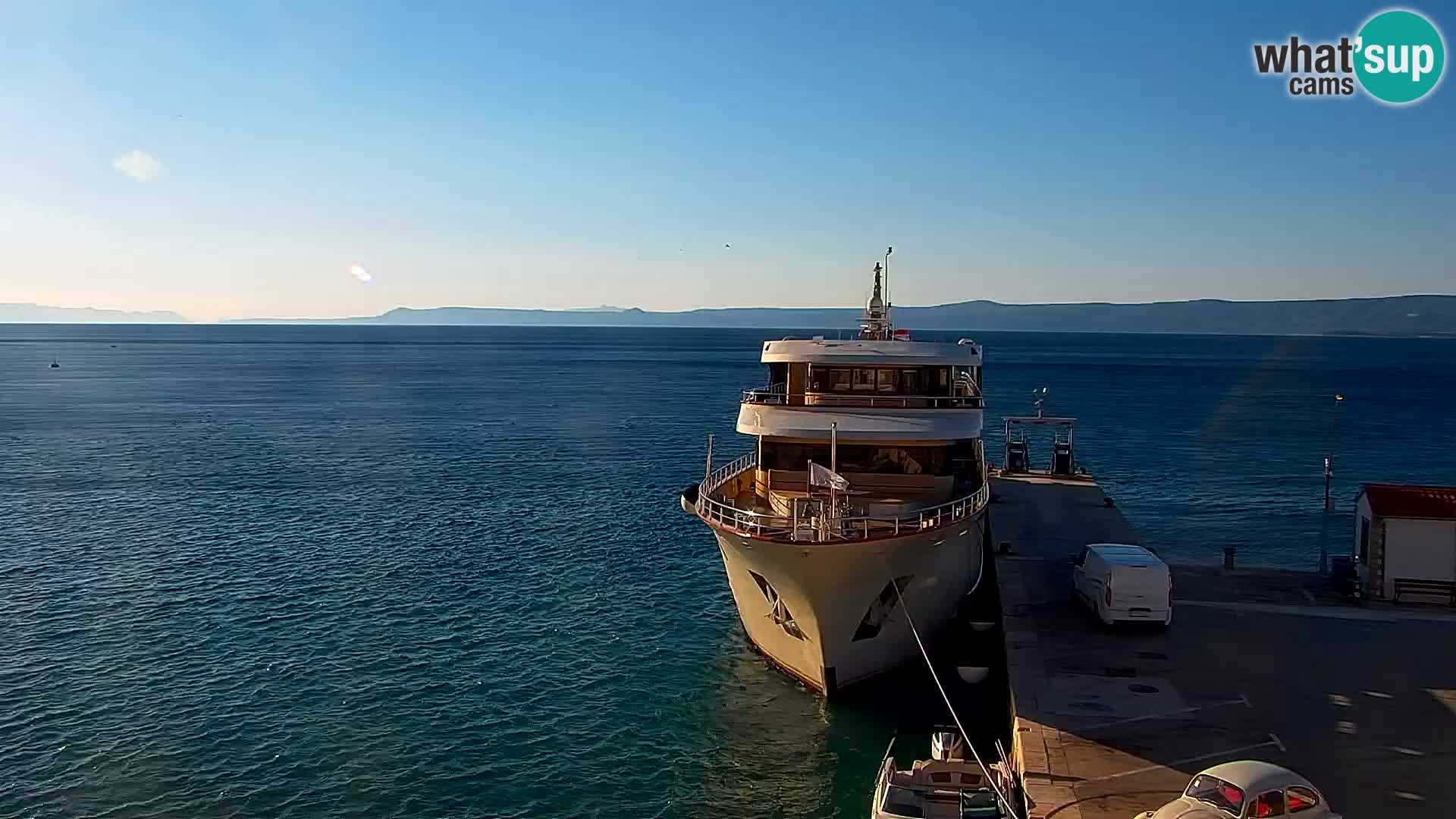 Webcam Bol Hafen & Ortszentrum – Liveblick aus Bol auf der Insel Brač