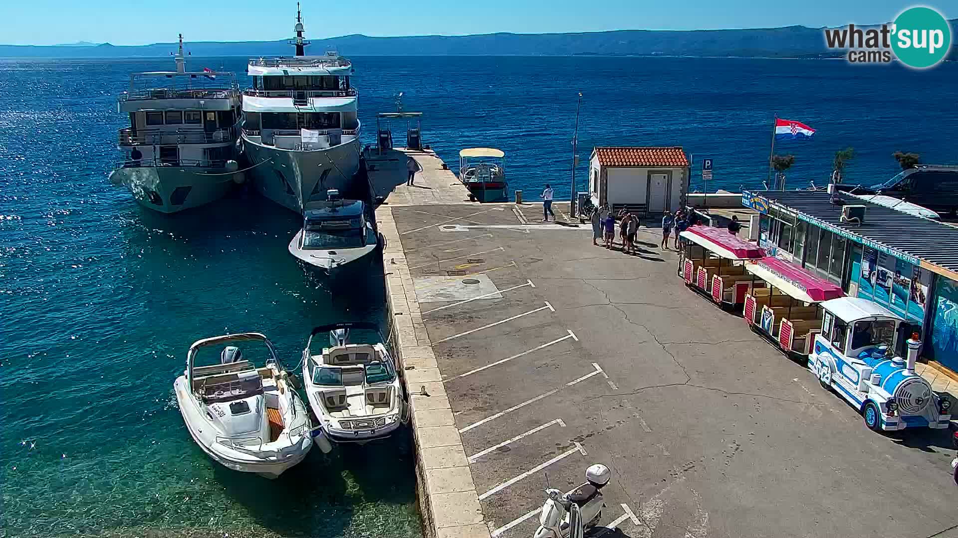 Webcam Bol Centro e Marina – Vista live dal porto di Bol